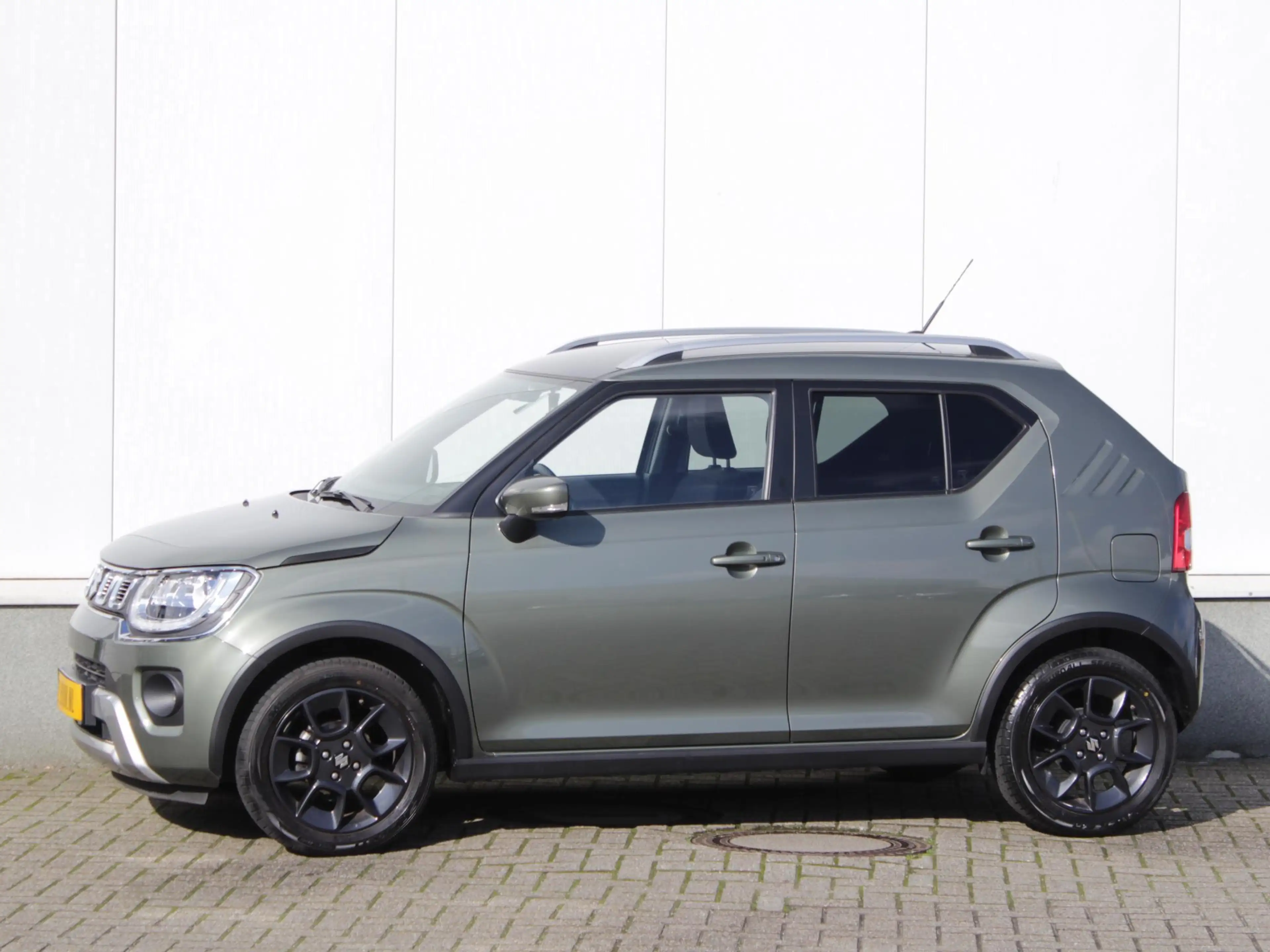 Suzuki Ignis 1.2 Smart Hybrid Style | Clima | Cruise | Navi | C — photo 2