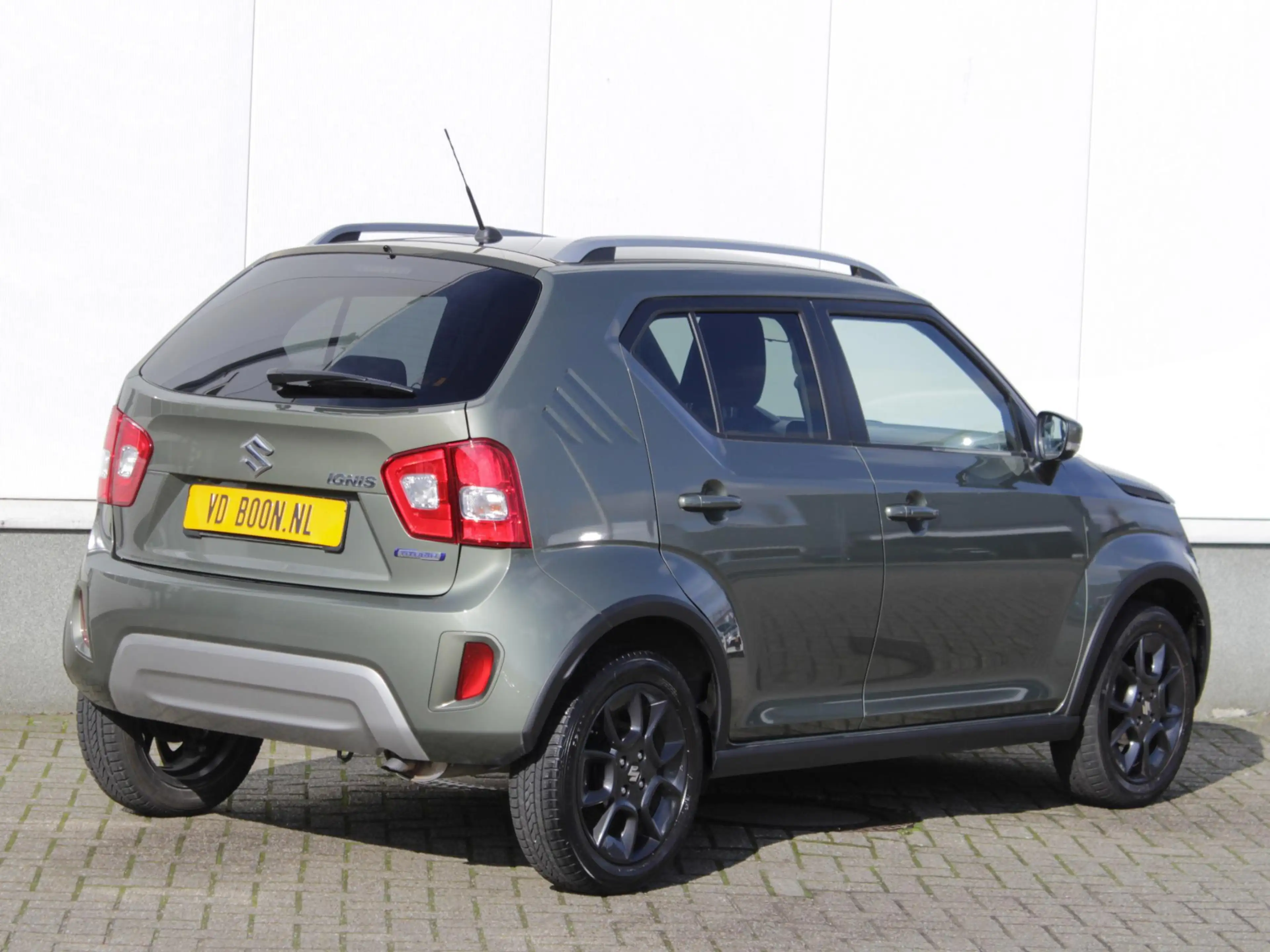 Suzuki Ignis 1.2 Smart Hybrid Style | Clima | Cruise | Navi | C — photo 3