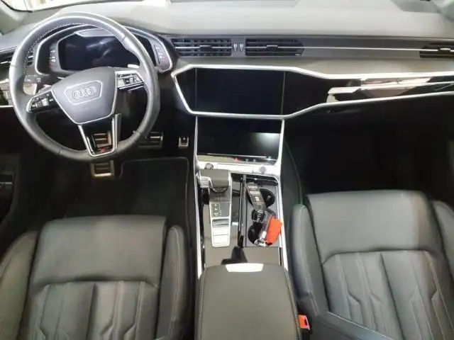 Audi A6 view 5