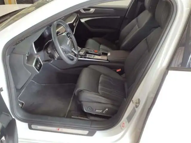 Audi A6 view 4