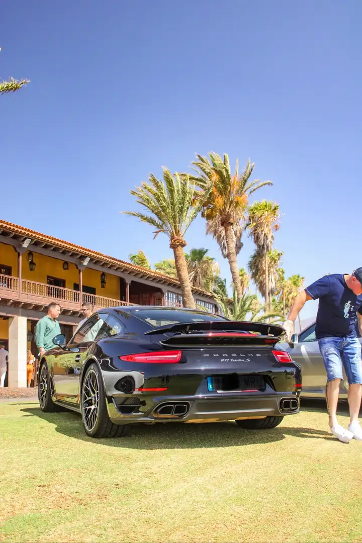 Porsche 911 Turbo S Coupé PDK Negro - 2