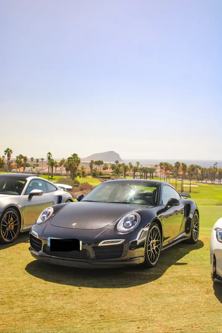 Porsche 911 Turbo S Coupé PDK Negro - 1