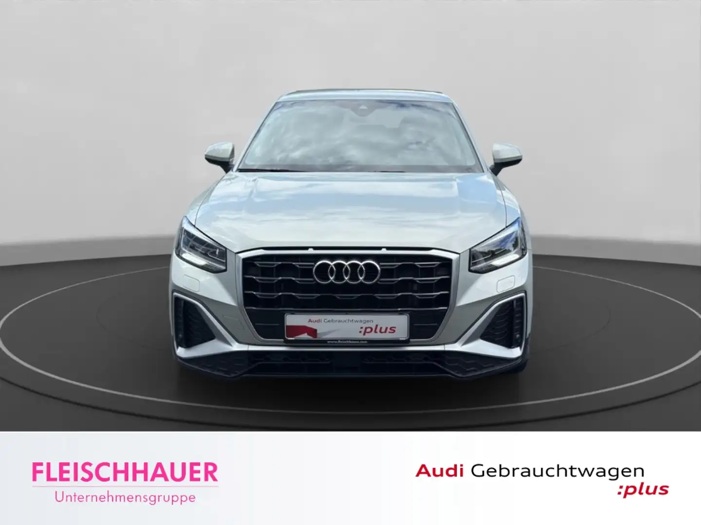 Audi Q2 35 TFSI S line DSG, Navi,ACC,AHK Silber - 2