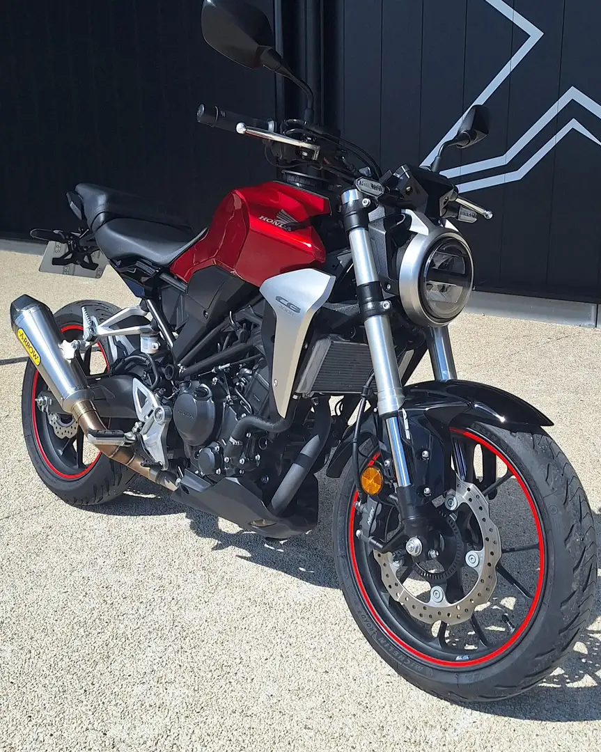 Honda CB 300 - 2