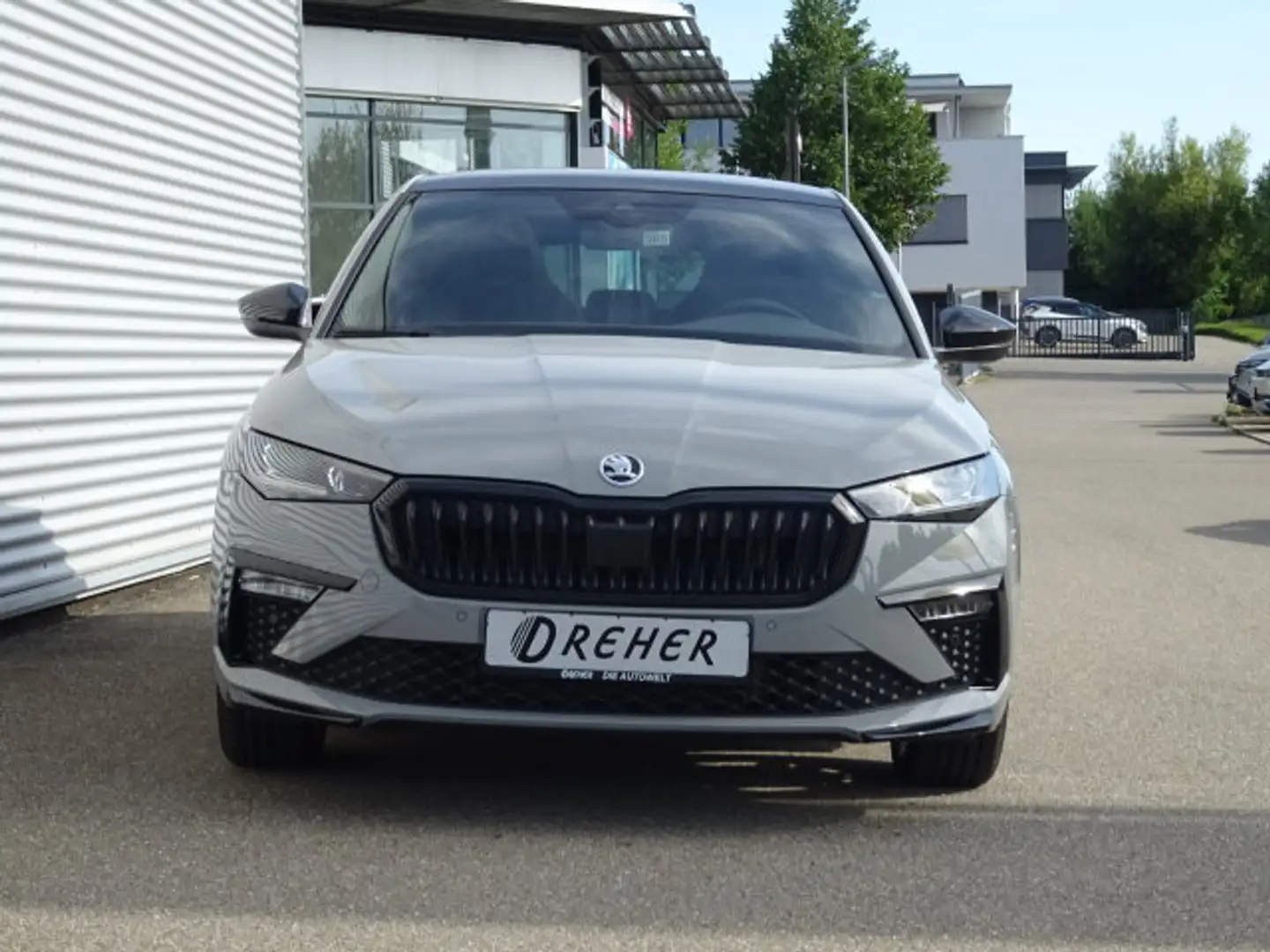 Skoda Scala Scala 1.5 TSI Monte Carlo Autom./Sitzhzg./PDC LED Grau - 2