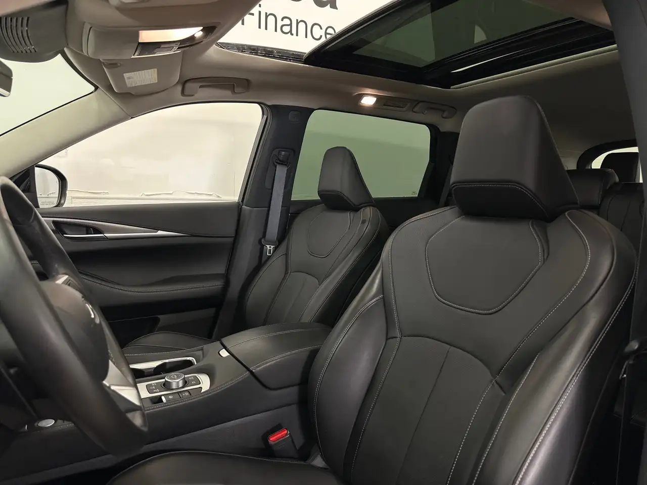 Infiniti QX60 снимка Infiniti QX60
