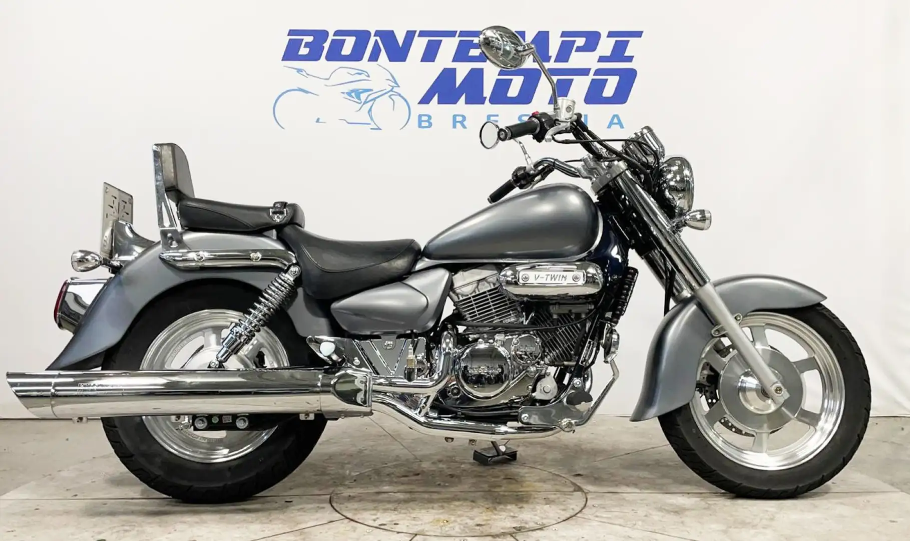 Hyosung Aquila 250 2009 Argento - 1