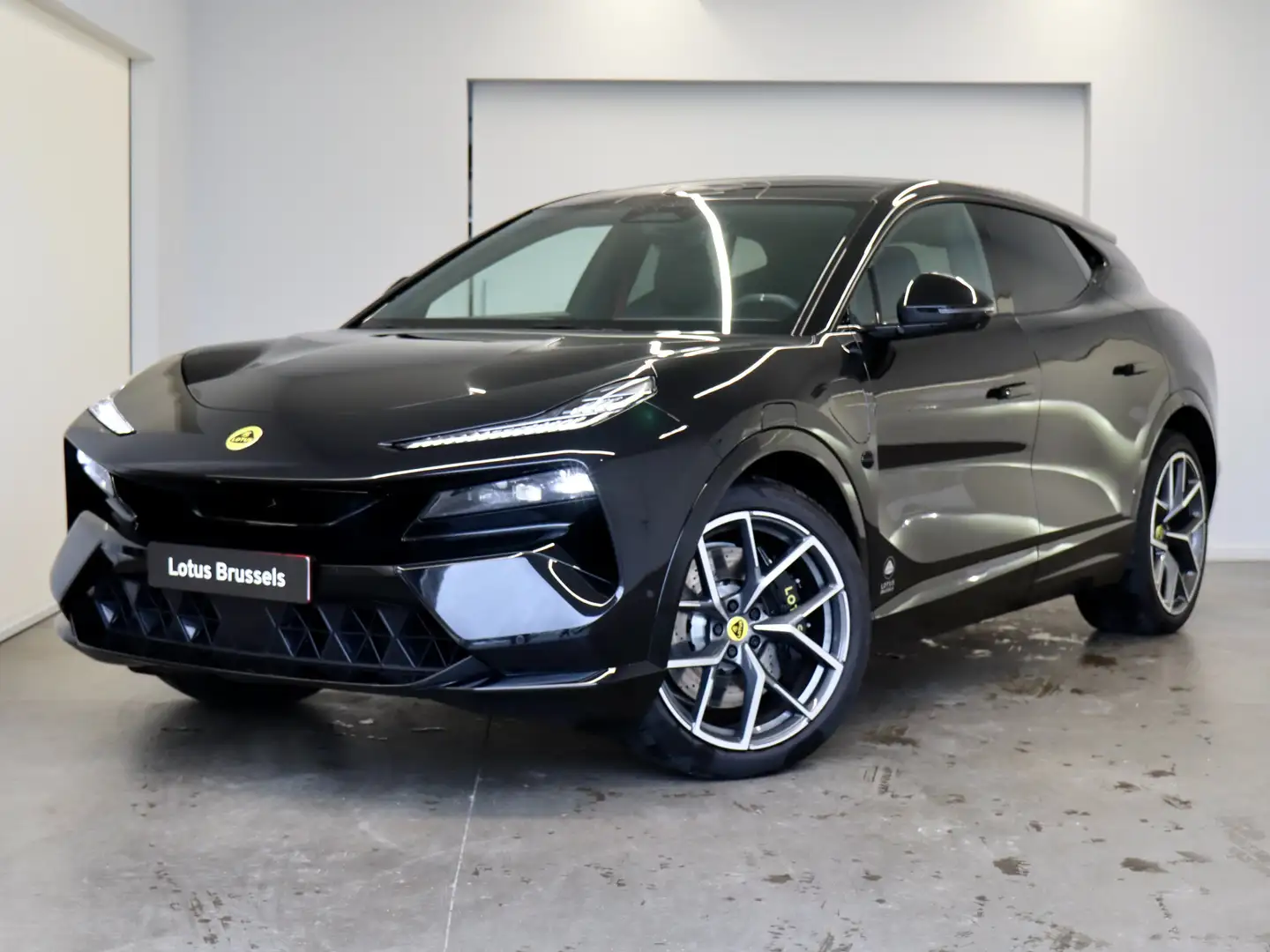 Lotus Eletre Directie wagen Negro - 2