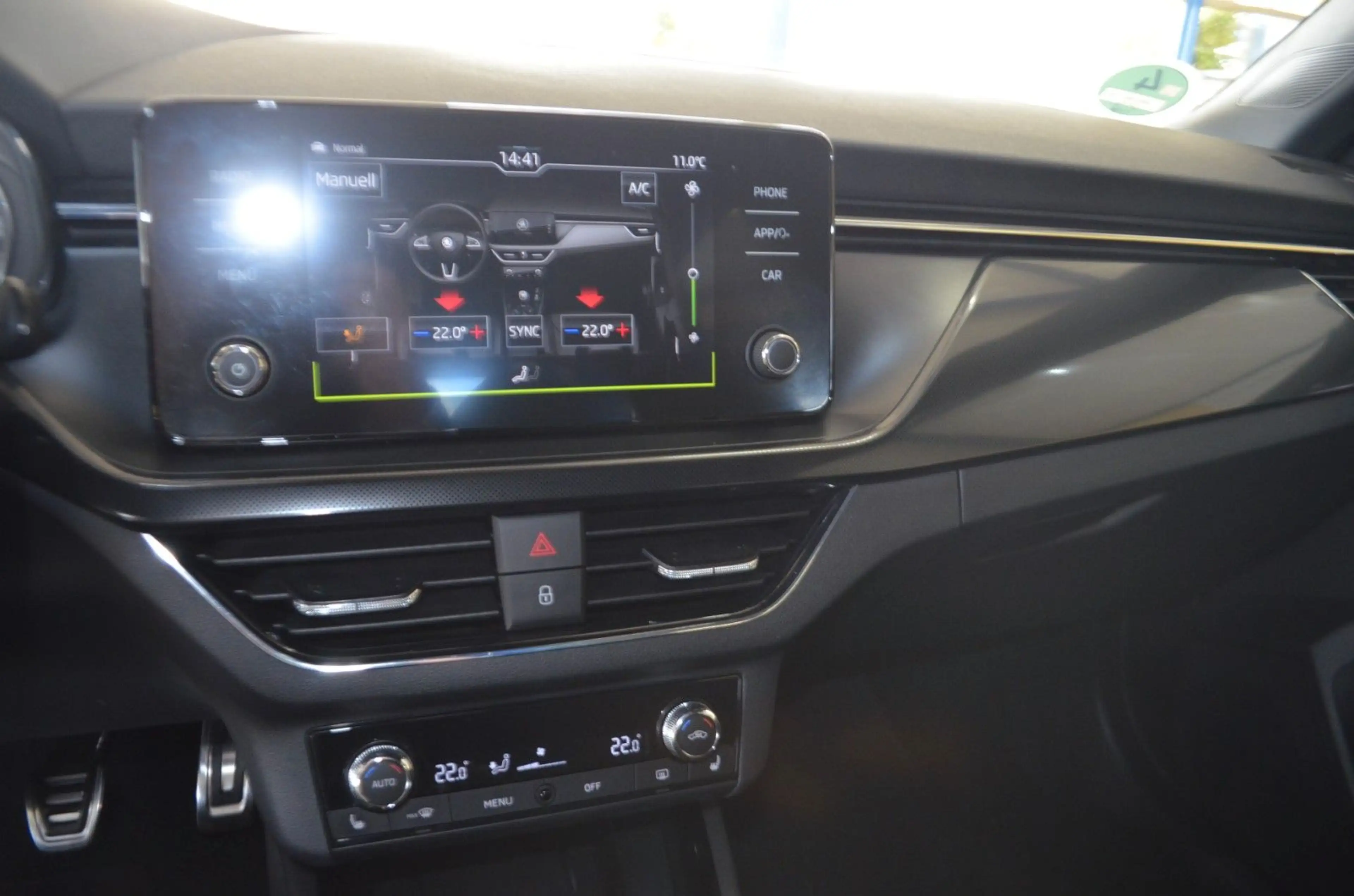 Skoda Scala Style LED-SW / R-KAMERA / KLIMAAUTO./ PDC — photo 13