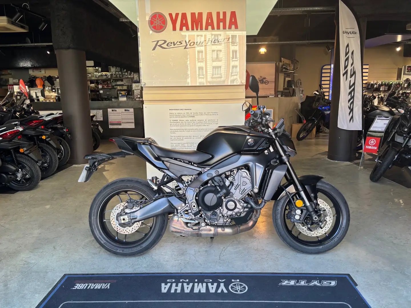 Yamaha MT-09 Negro - 1
