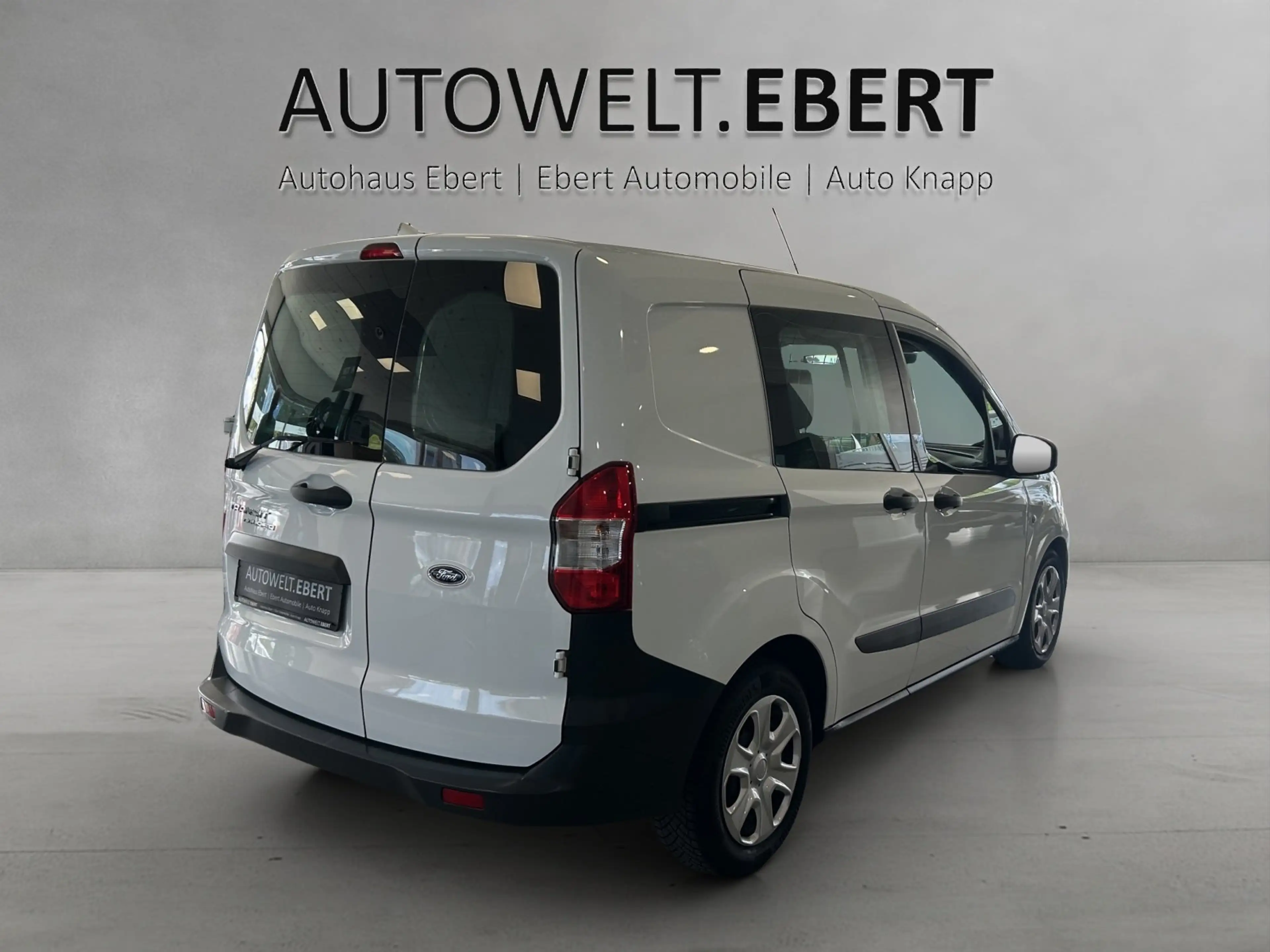 Ford Transit Courier Ford Transit Courier S&S Trend — photo 5