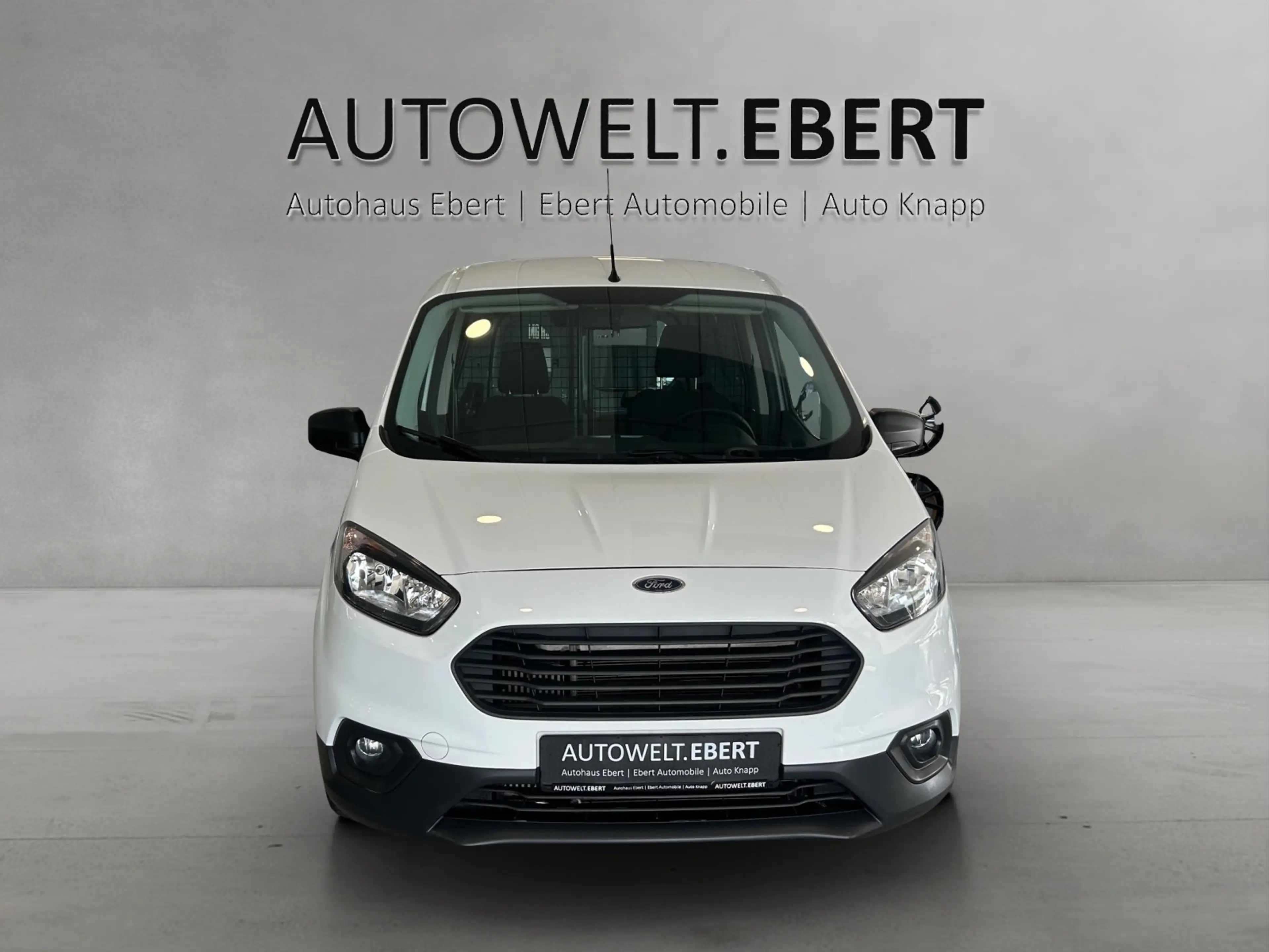Ford Transit Courier Ford Transit Courier S&S Trend — photo 6