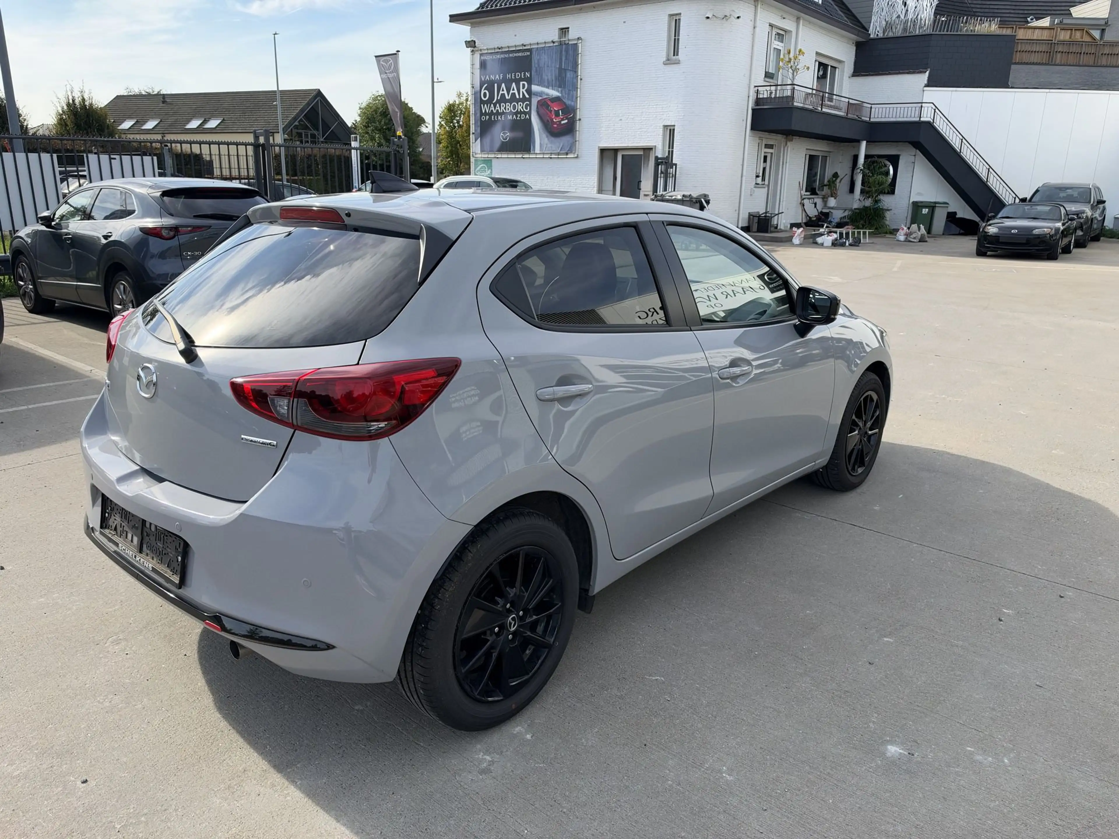 Mazda 2 1.5 e-Skyactiv-G 66kW Homura — photo 5