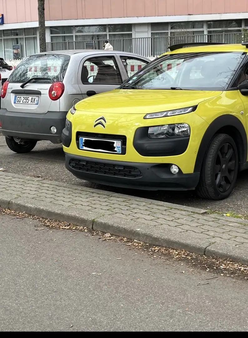Citroen C4 Cactus Jaune - 2