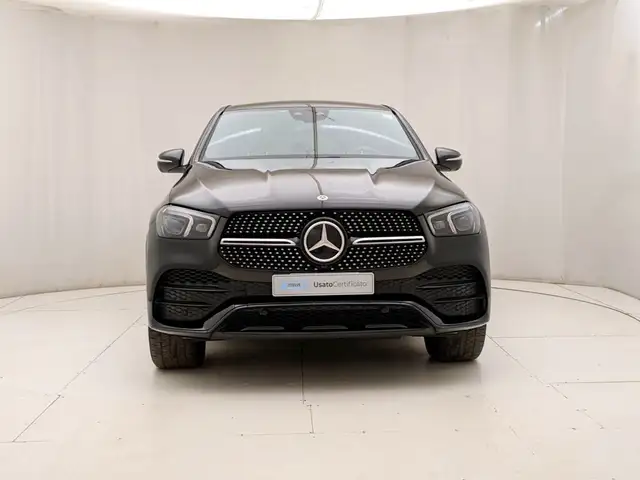 Mercedes-Benz Gle view 2