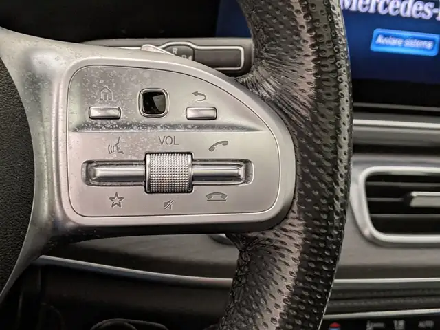 Mercedes-Benz Gle view 13