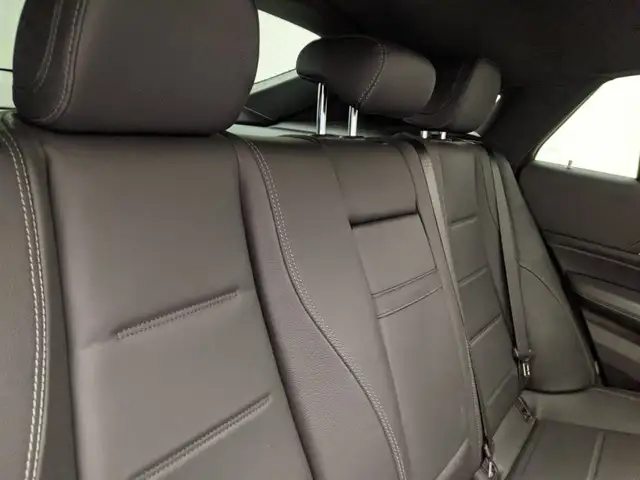 Mercedes-Benz Gle view 8