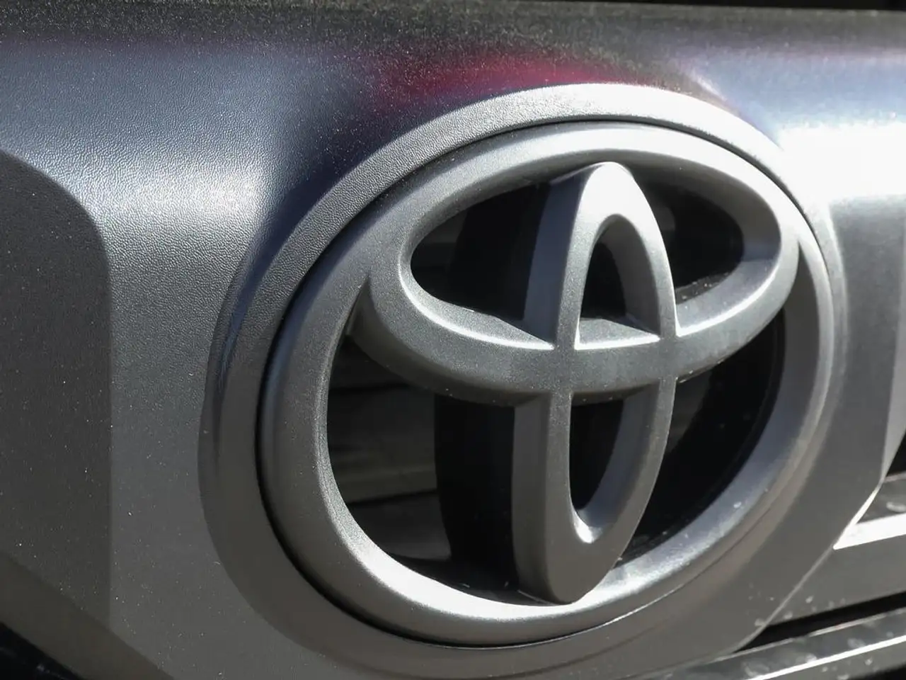 Toyota Tundra снимка Toyota Tundra