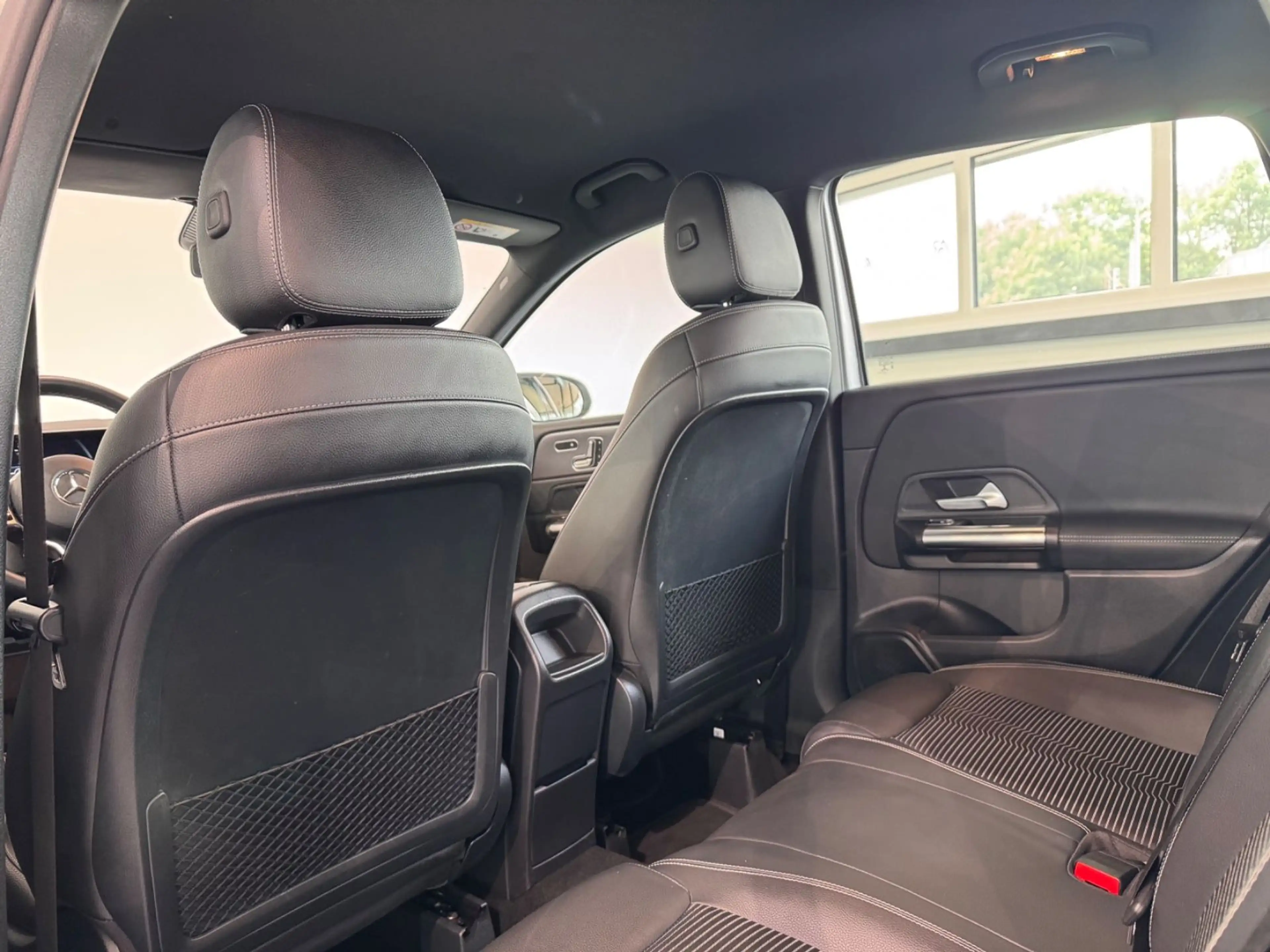 Mercedes-Benz B 200 B200*WIDESCREEN*LED*AHK*PDC*SHZ* — photo 15