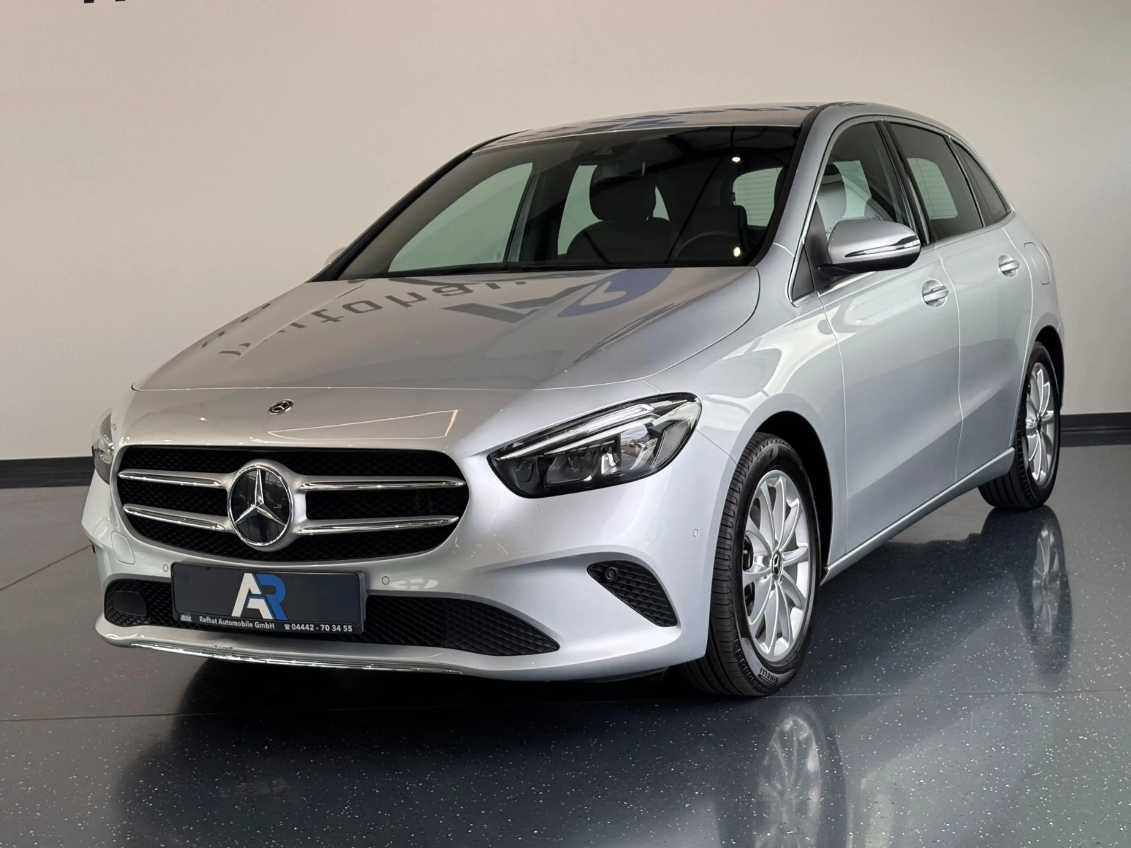 Mercedes-Benz B 200 B200*WIDESCREEN*LED*AHK*PDC*SHZ* — photo 3