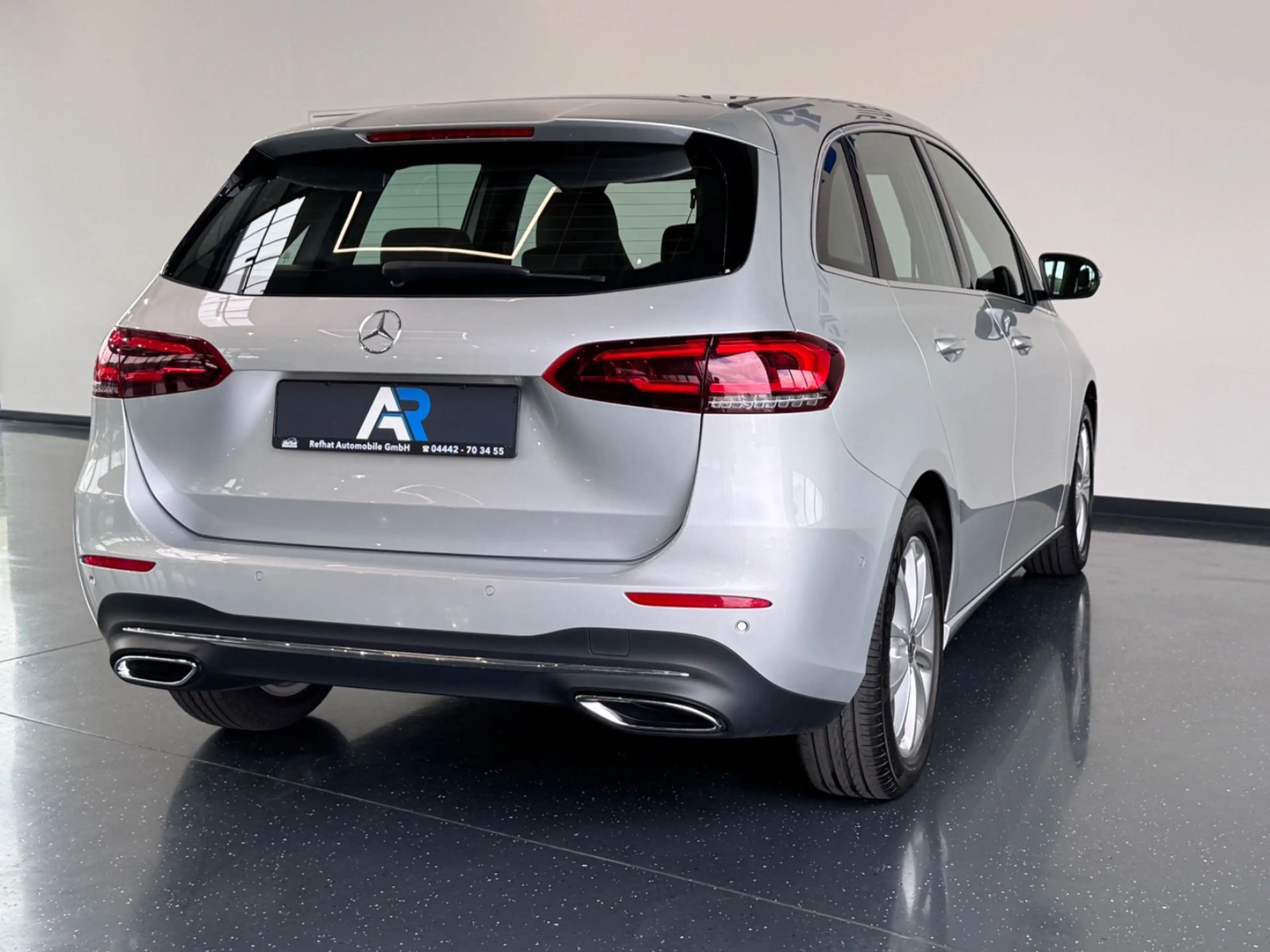 Mercedes-Benz B 200 B200*WIDESCREEN*LED*AHK*PDC*SHZ* — photo 7