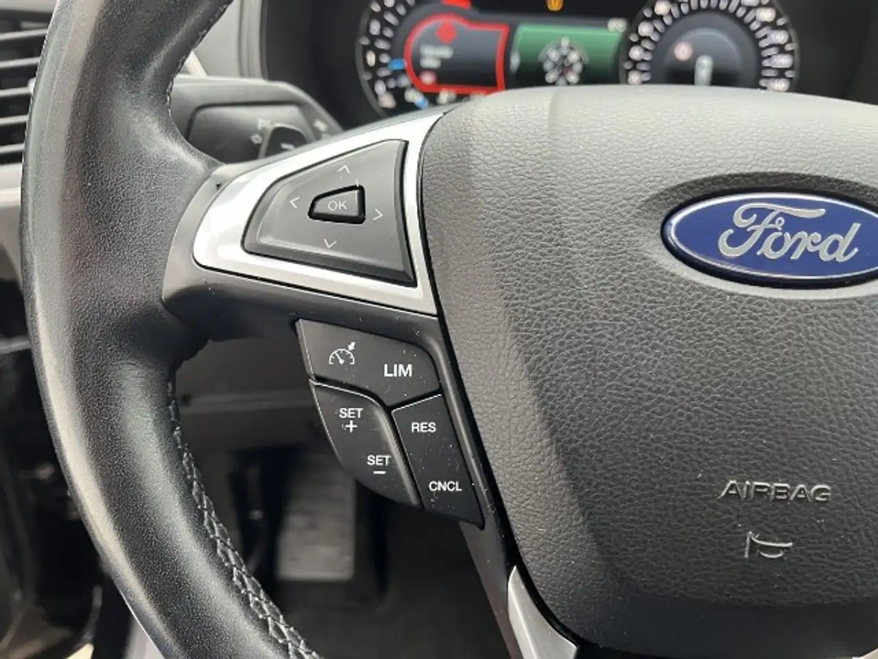 Ford S-Max 2.0 EcoBlue Business — photo 9