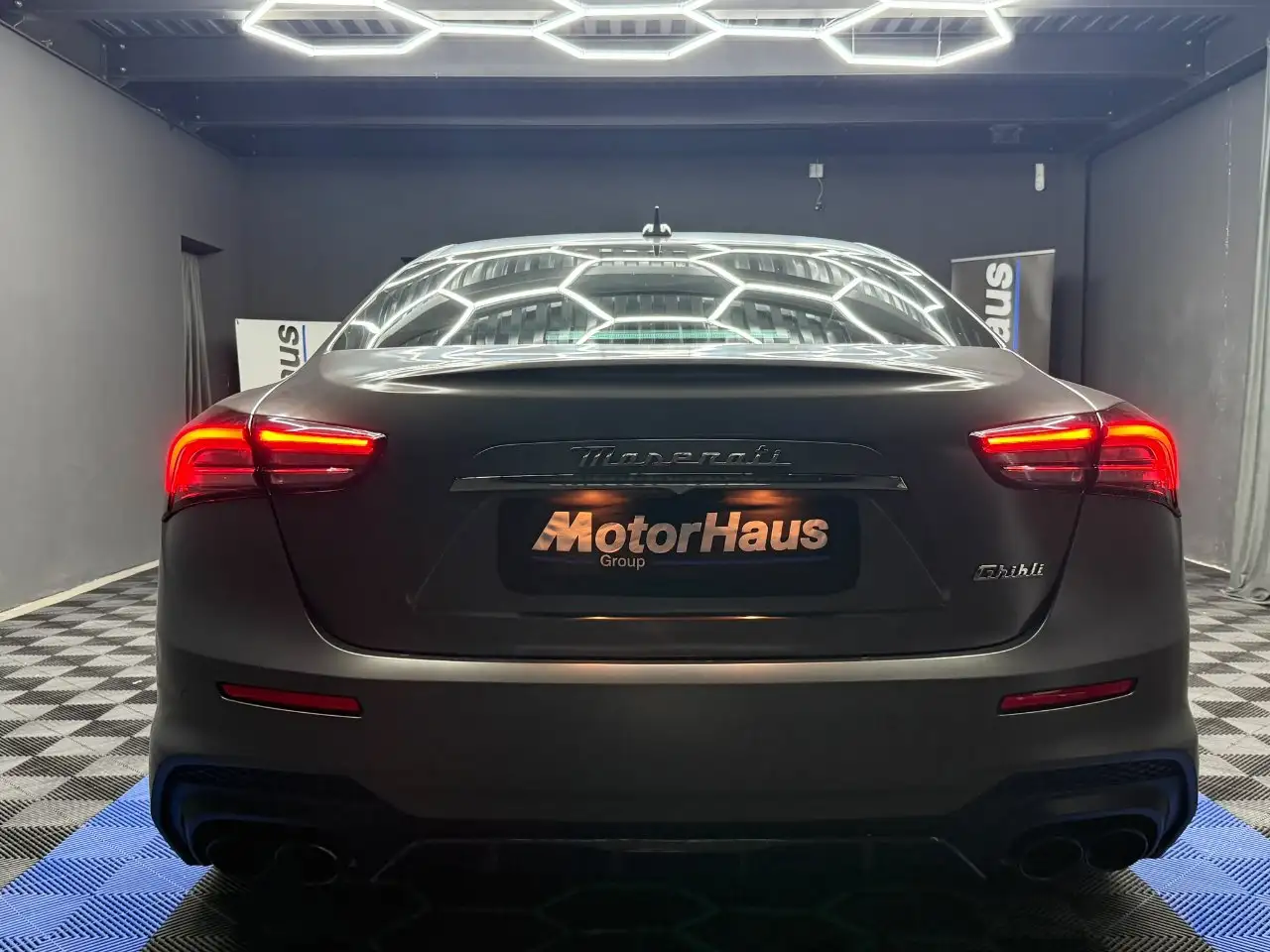 2021 Maserati Ghibli 3.8 V8 Trofeo 580cv auto, photograph 5