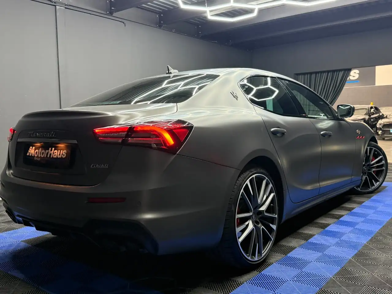 2021 Maserati Ghibli 3.8 V8 Trofeo 580cv auto, photograph 6