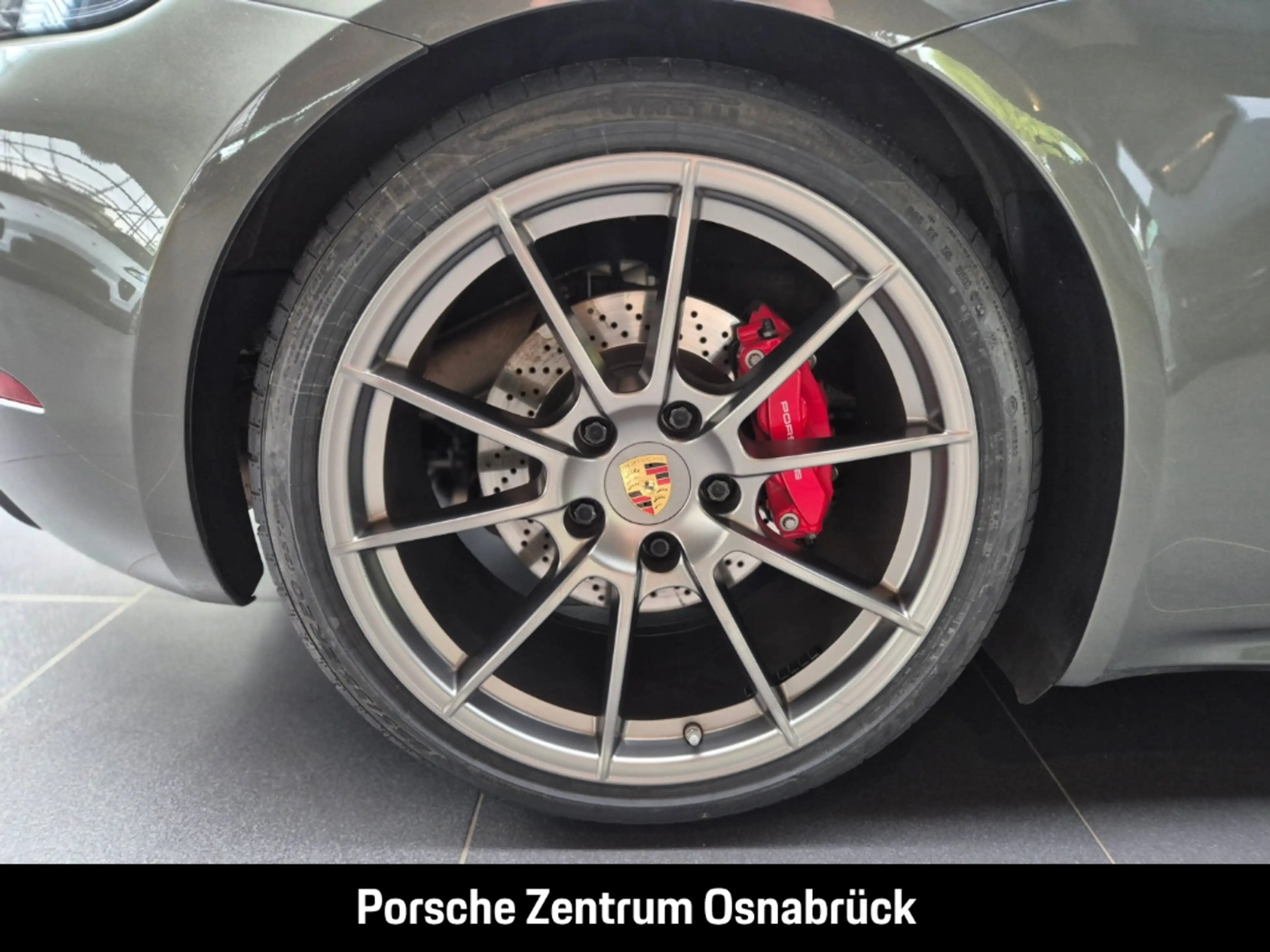 Porsche Cayman 718 GTS 4.0 — photo 12