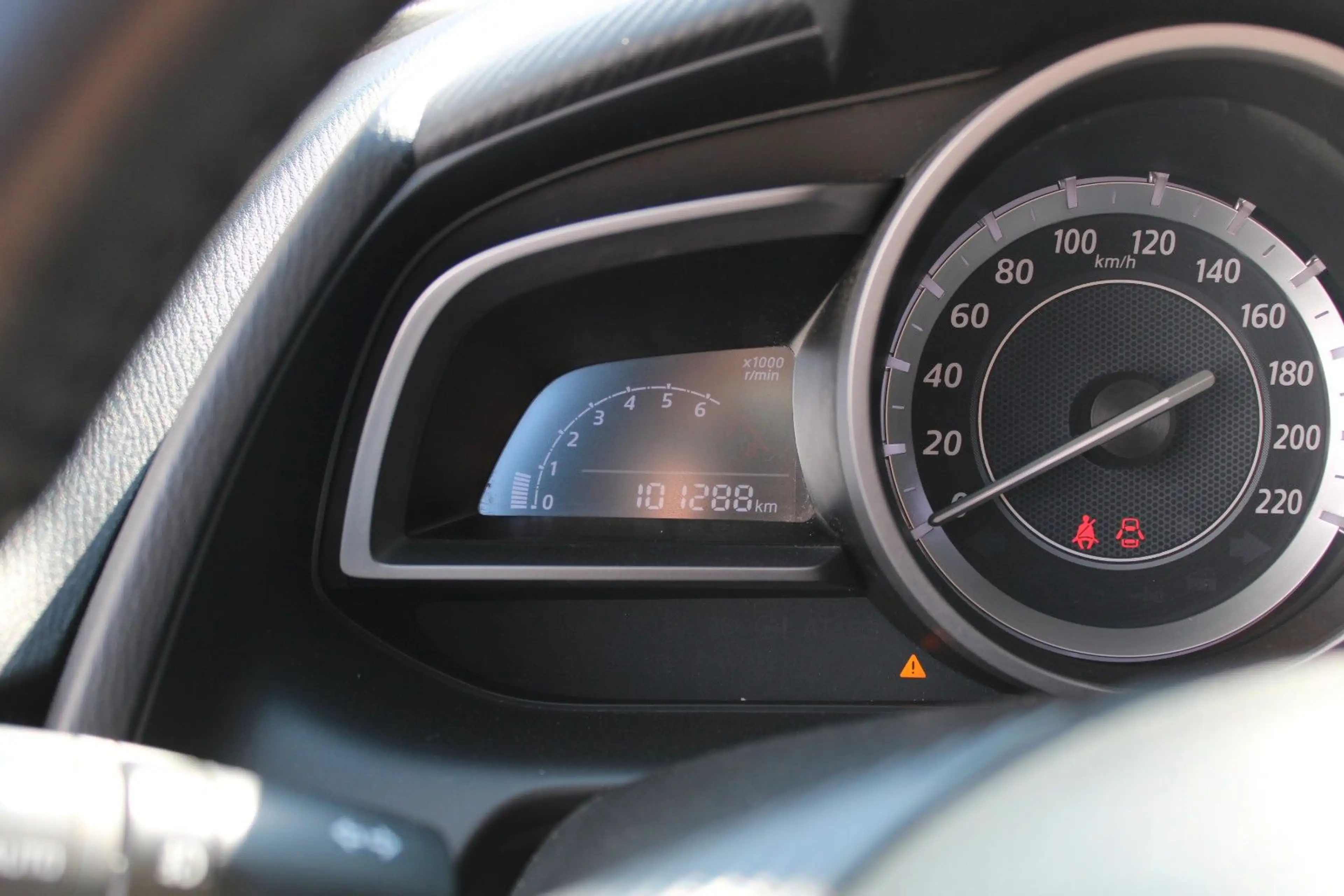Mazda 2 Lim. Nakama — photo 14