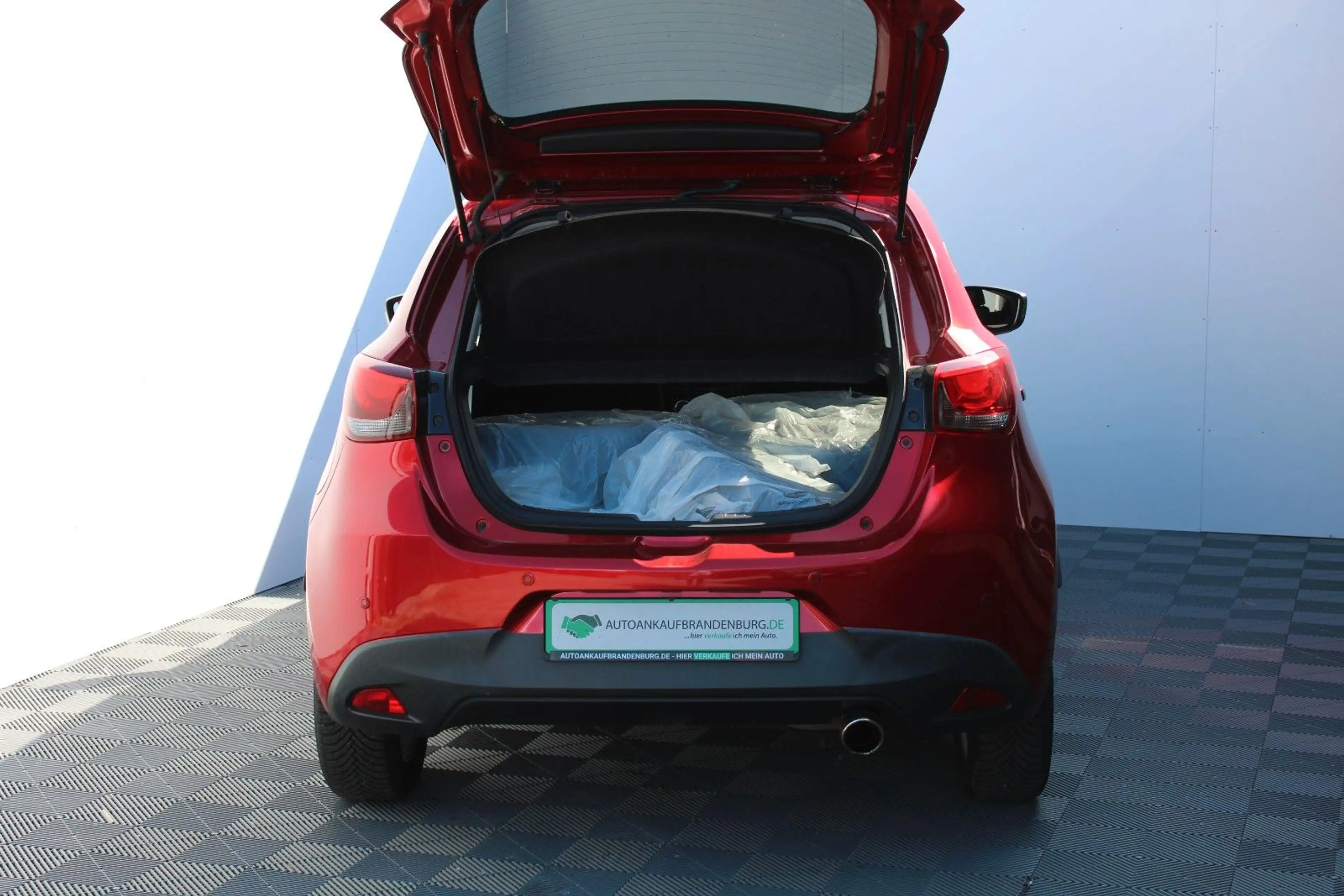Mazda 2 Lim. Nakama — photo 10