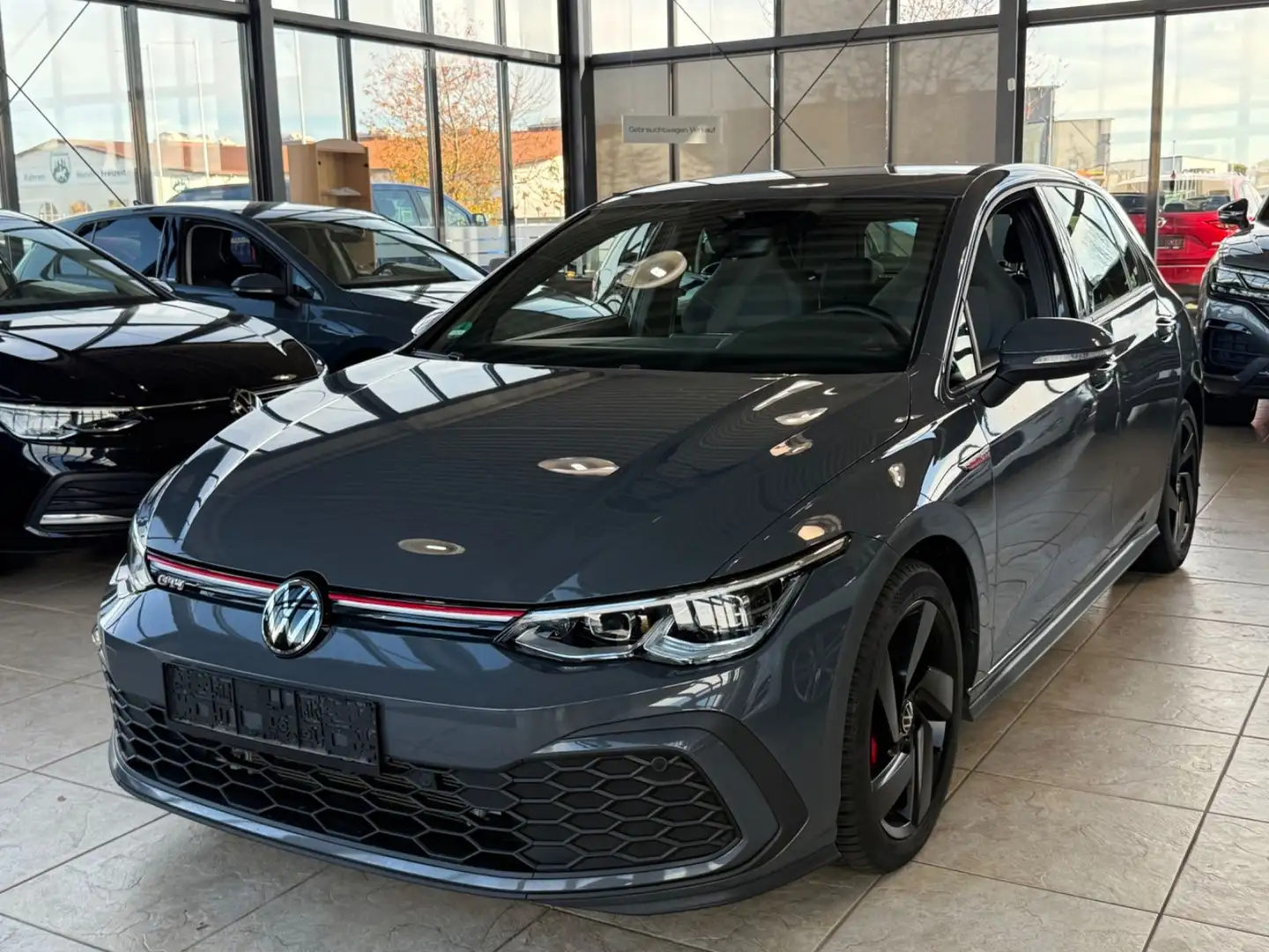 Volkswagen Golf VIII Lim. GTI Grau - 1