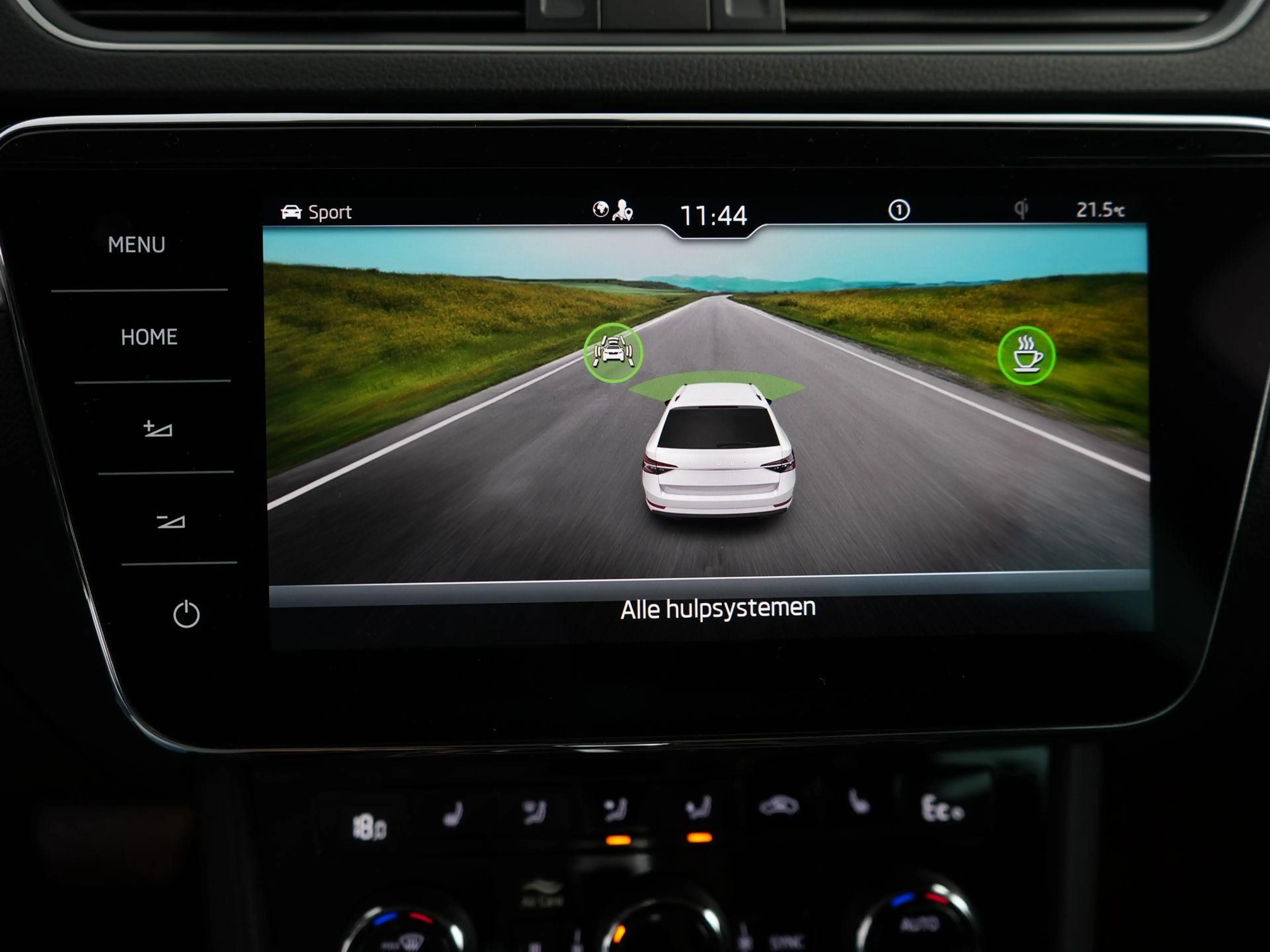 Skoda Superb Combi 1.4 TSI iV Business Edition Plus | Zwenkhaak — photo 28