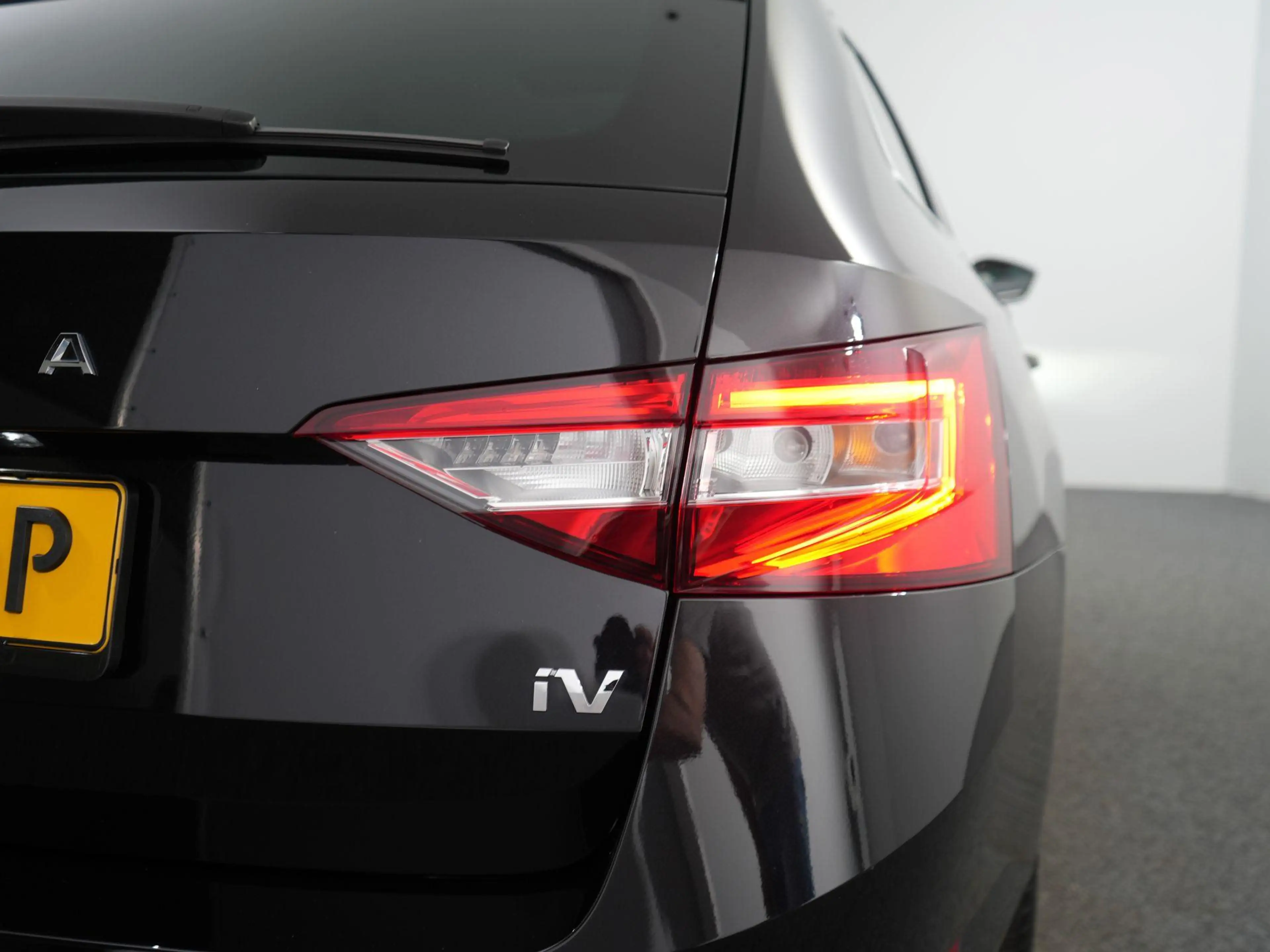 Skoda Superb Combi 1.4 TSI iV Business Edition Plus | Zwenkhaak — photo 37