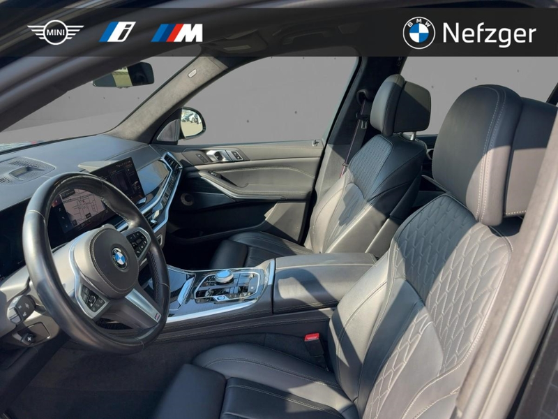 BMW X7 xDrive40d M Sport Park-Assistent B&W PANO — photo 7