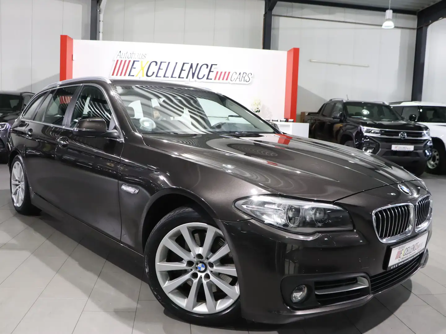 BMW 535 535d Touring xDrive INNOVATION / HEAD-UP, XENON Grau - 2