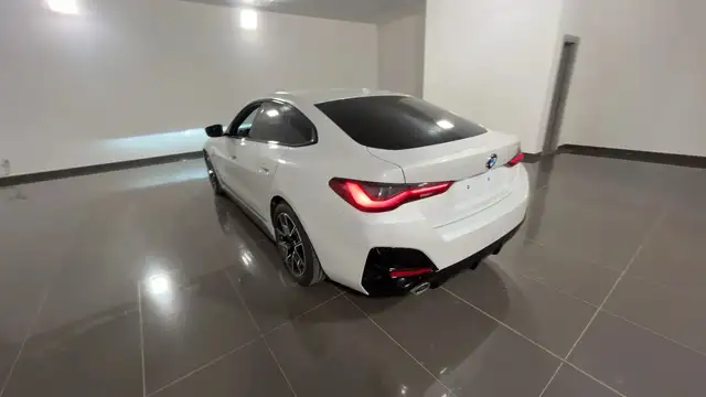 BMW 4 Series view 6