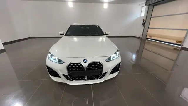 BMW 4 Series view 2
