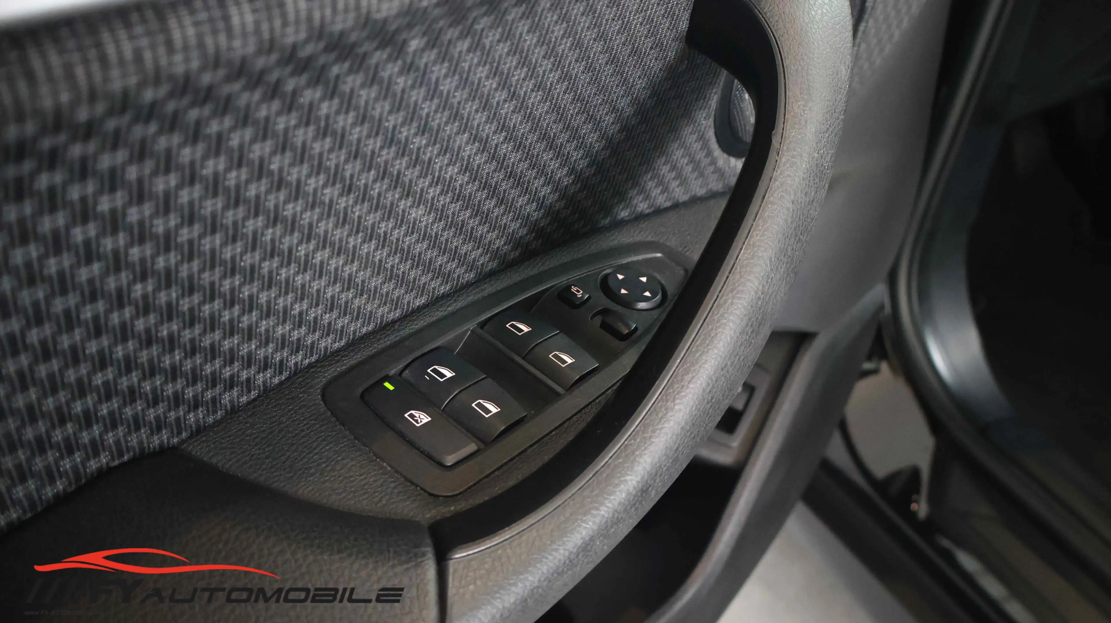 BMW X2 sDrive 18 d LED* Kamera* Garantie* 1. Hand — photo 12