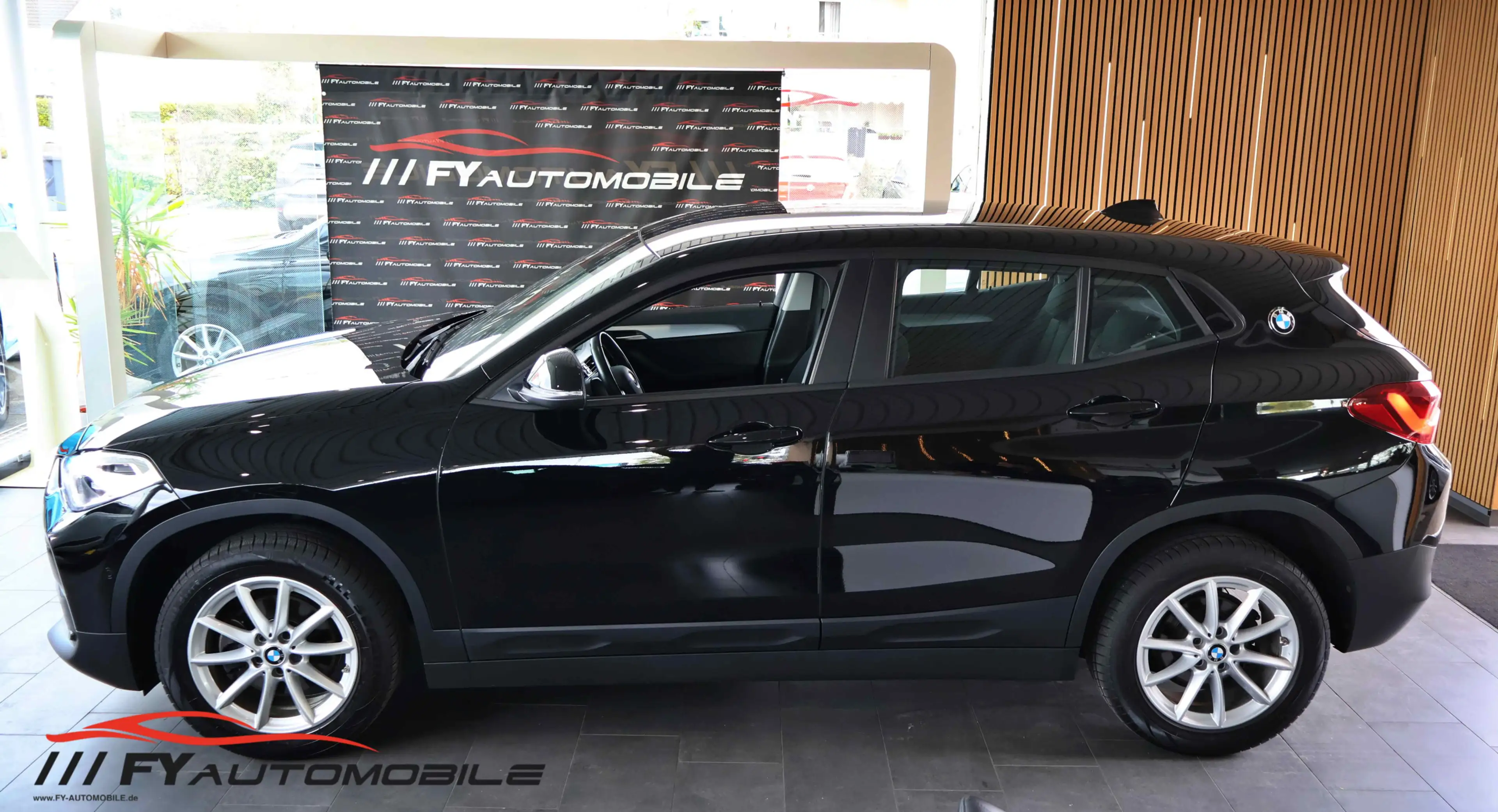 BMW X2 sDrive 18 d LED* Kamera* Garantie* 1. Hand — photo 2