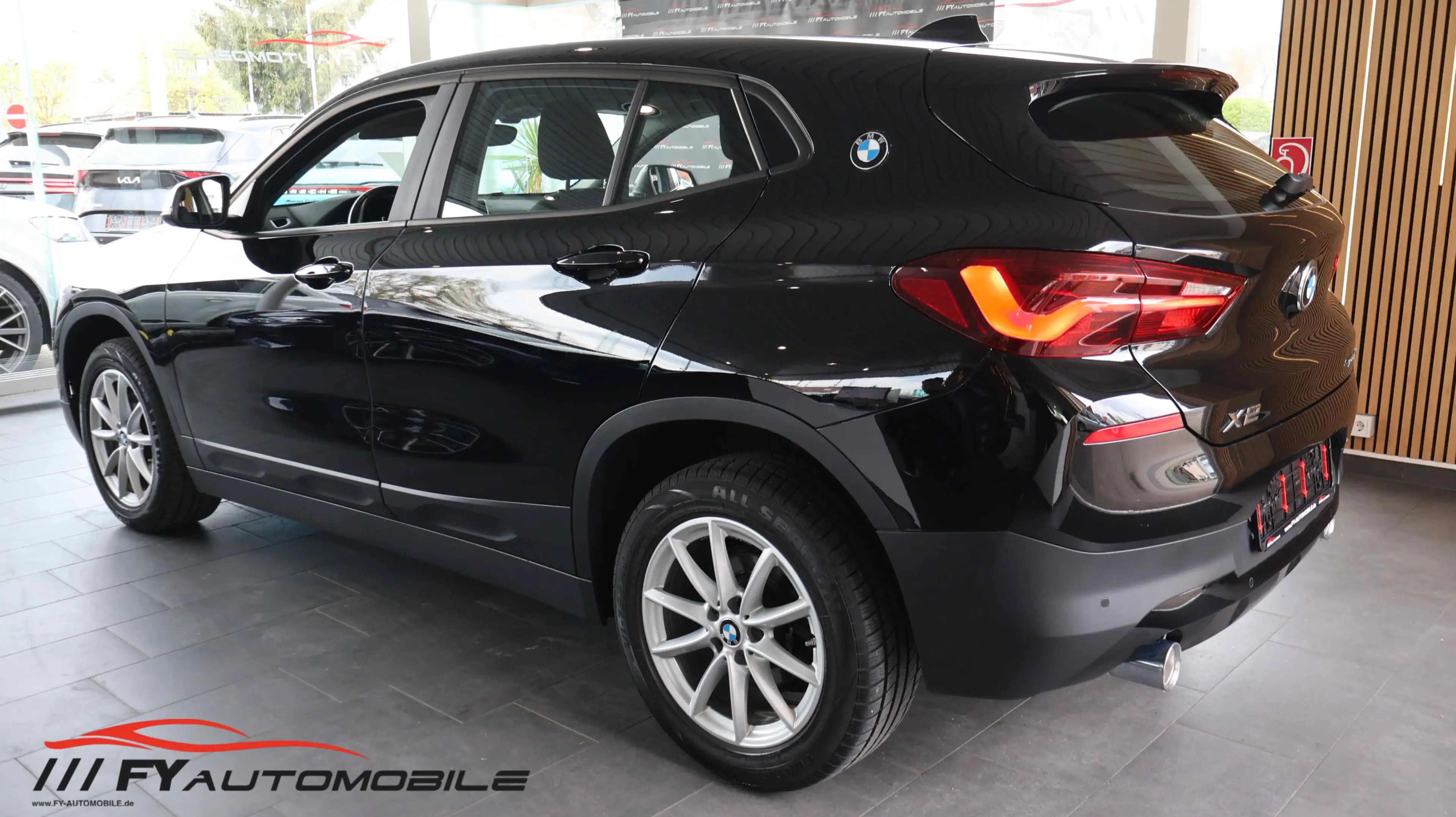 BMW X2 sDrive 18 d LED* Kamera* Garantie* 1. Hand — photo 3