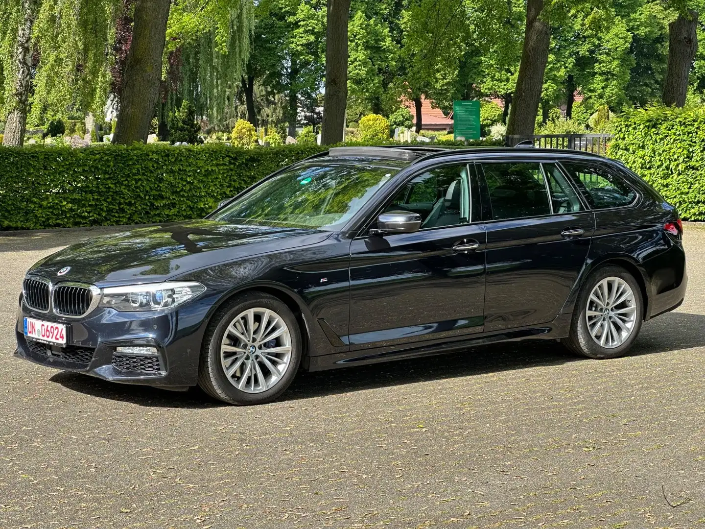 BMW 530 d *X-DRIVE*M-PAKET*PANO*ACC*HUD*MEMORY Negro - 1