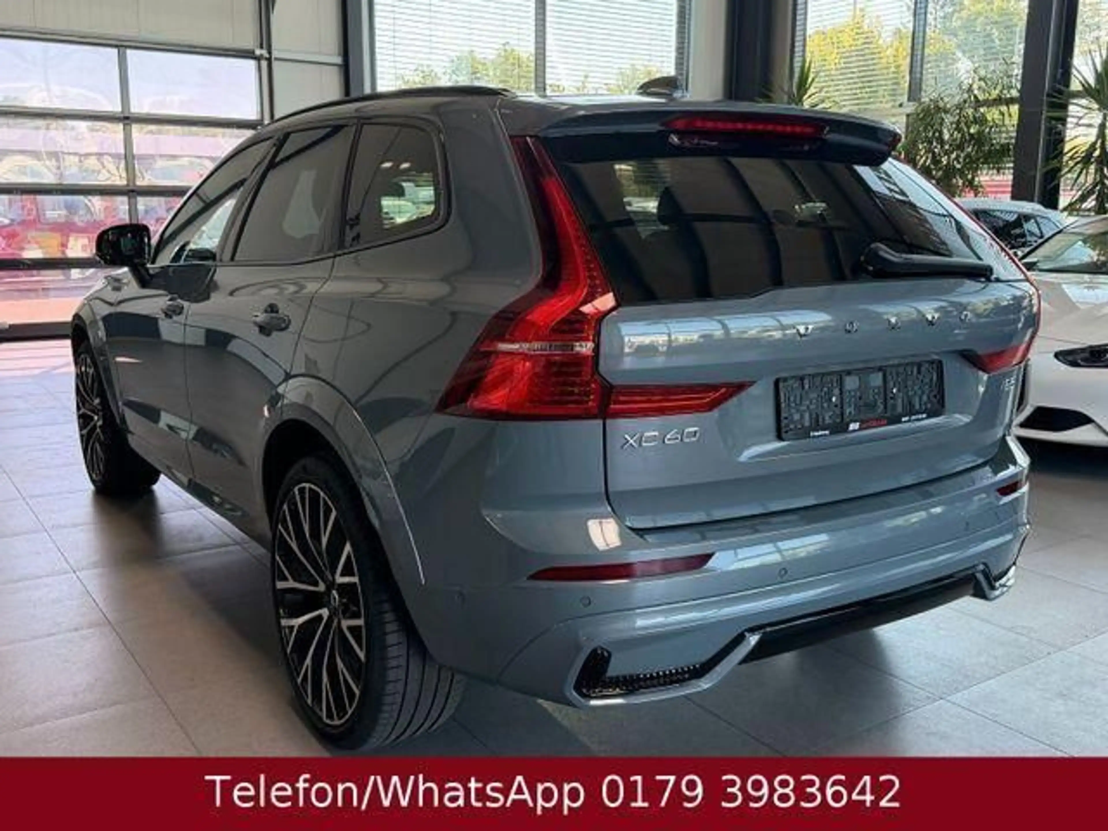 Volvo XC60 R Design 2WD 184 kW (250 PS), Automatik,... — photo 18
