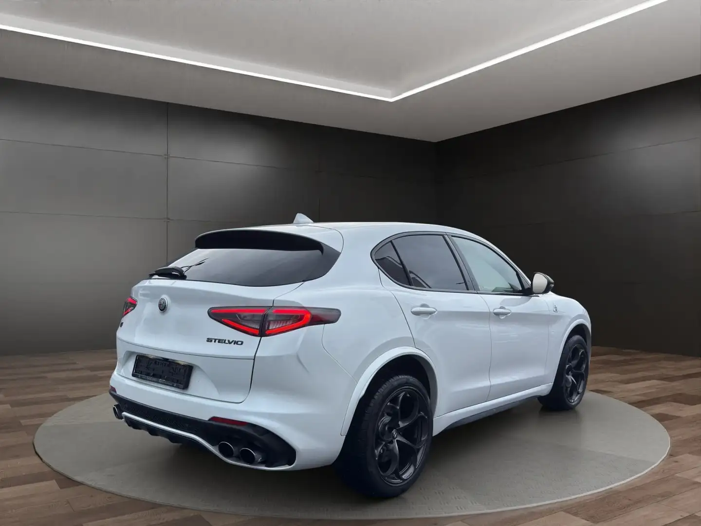 Alfa Romeo Stelvio Quadrifoglio MY20 Quadrifoglio 2 Blanc - 2