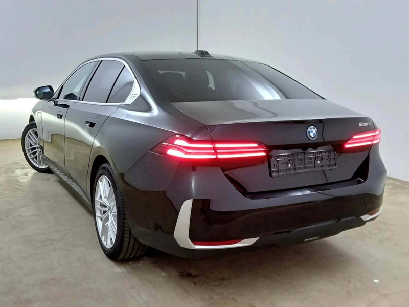BMW 530 530e Pano HeadUp HarmanKardon 360°Kam ACC — photo 4