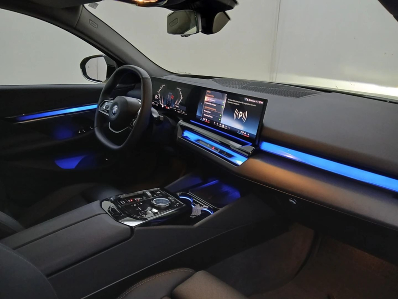 BMW 530 530e Pano HeadUp HarmanKardon 360°Kam ACC — photo 6