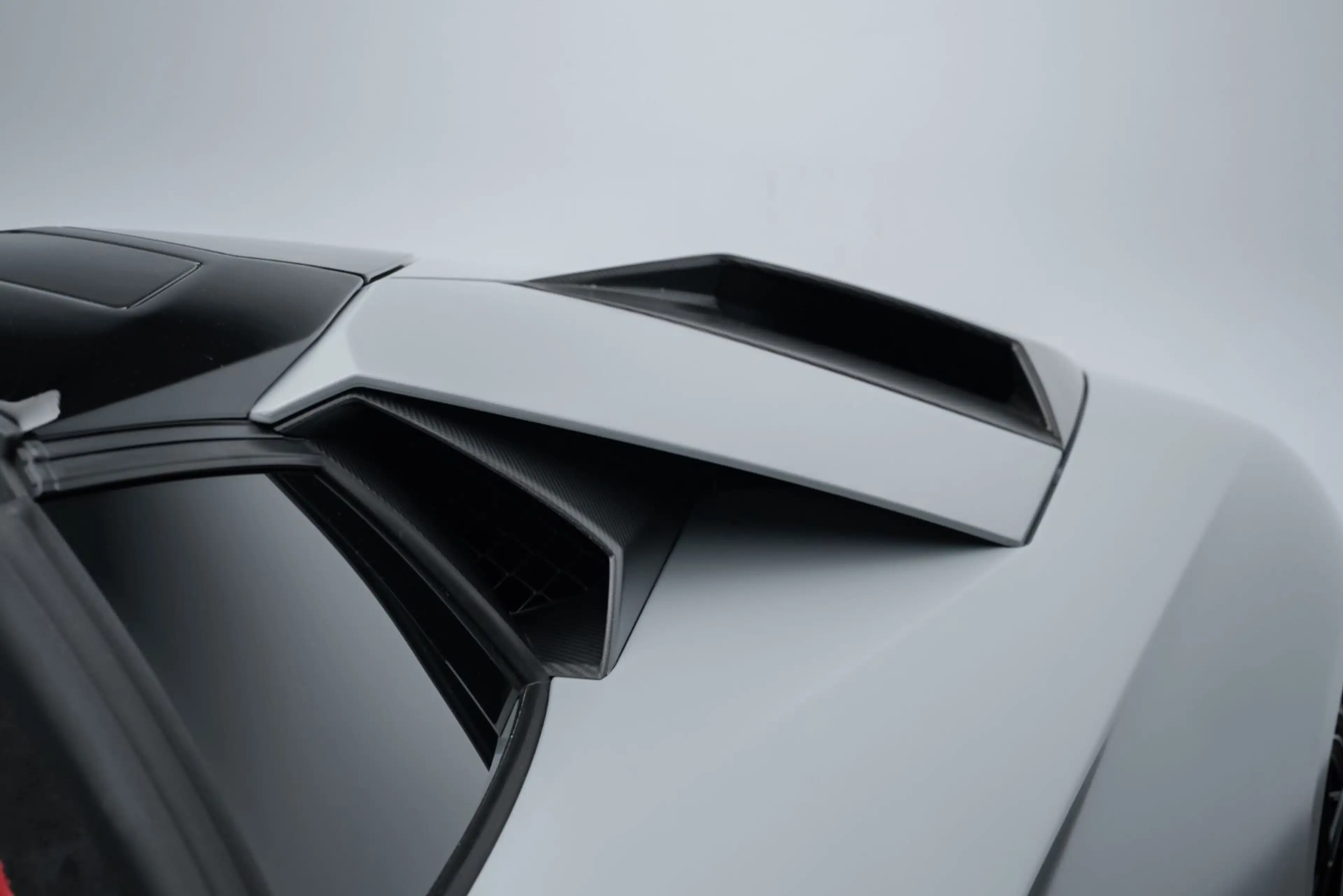 Lamborghini Aventador Ultimae Roadster CARBON/WARRANTY/PPF — photo 13