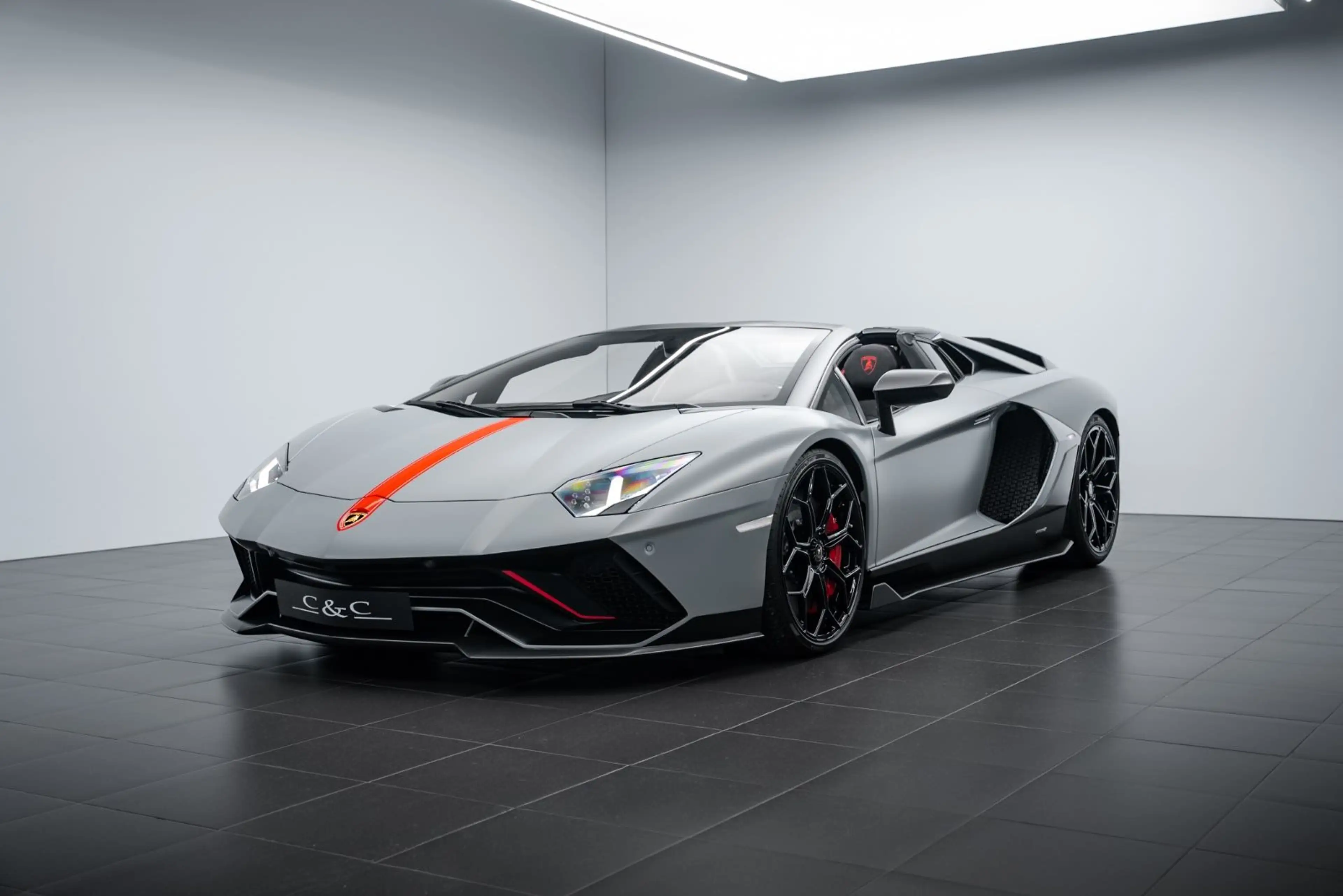 Lamborghini Aventador Ultimae Roadster CARBON/WARRANTY/PPF