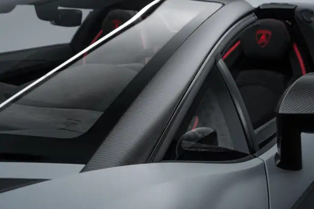 Lamborghini Aventador view 11