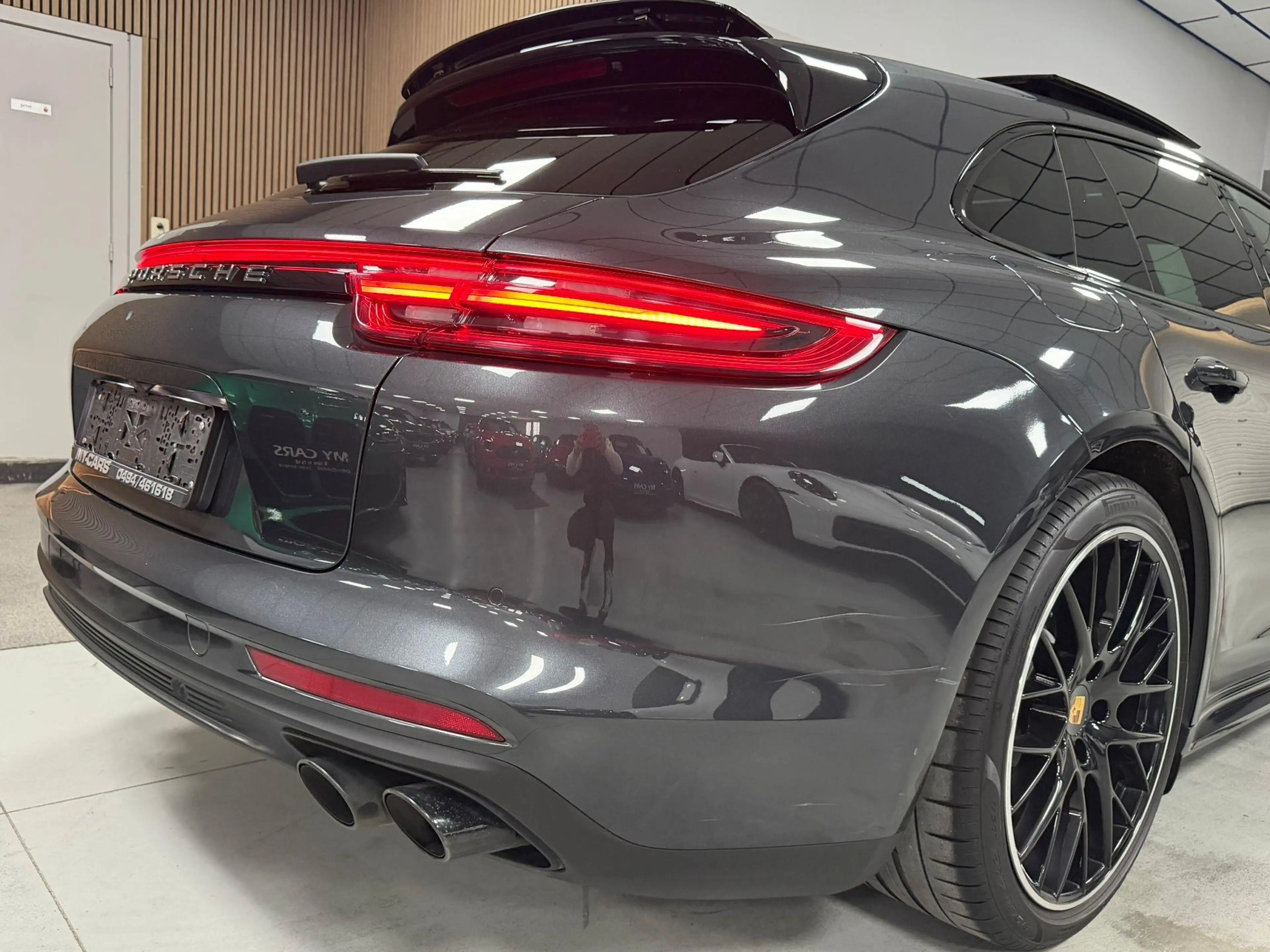 Porsche Panamera 4 Sport Turismo 3.0 V6 Turbo PDK - TOIT PANO - DISTRONIC - CAMERA - PNEUMATIC - BOSE — photo 11